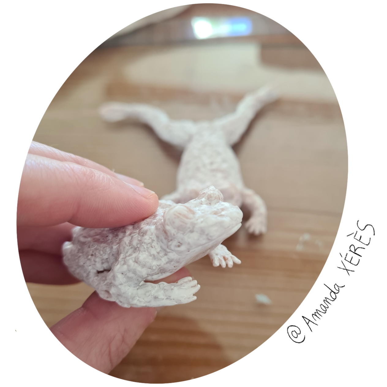 processus de création de figurine naturaliste