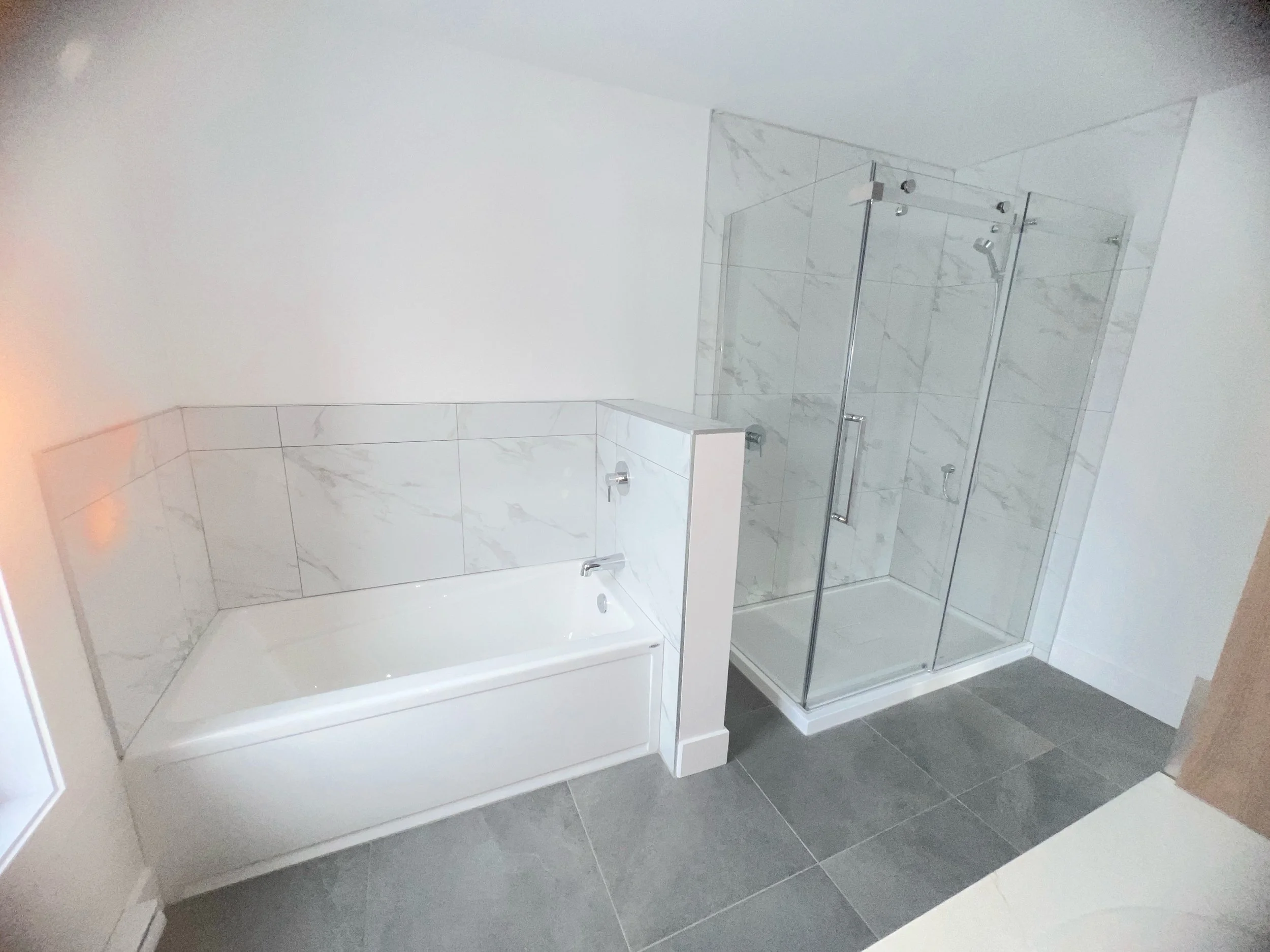 4. SALLE-BAIN 1.jpeg