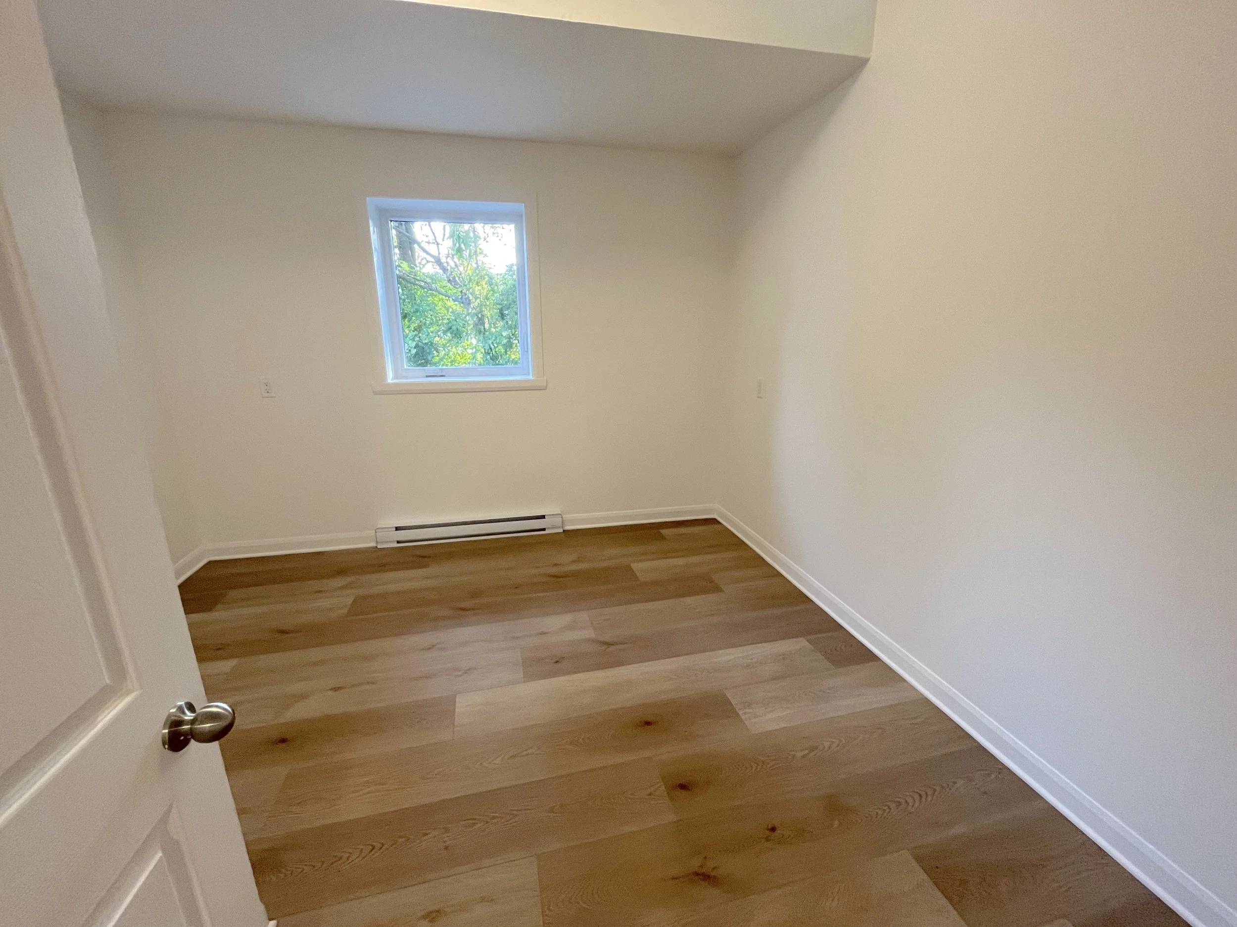 4. CHAMBRE-ARRIEREb.jpeg