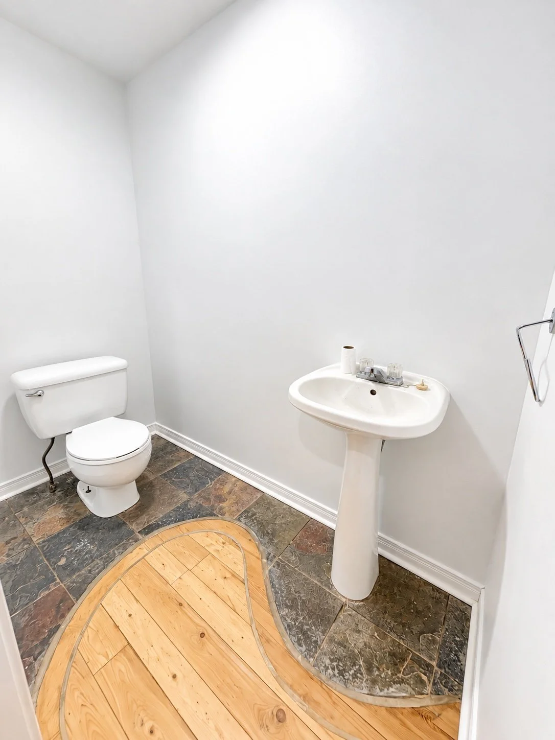 4. TOILETTE.jpg