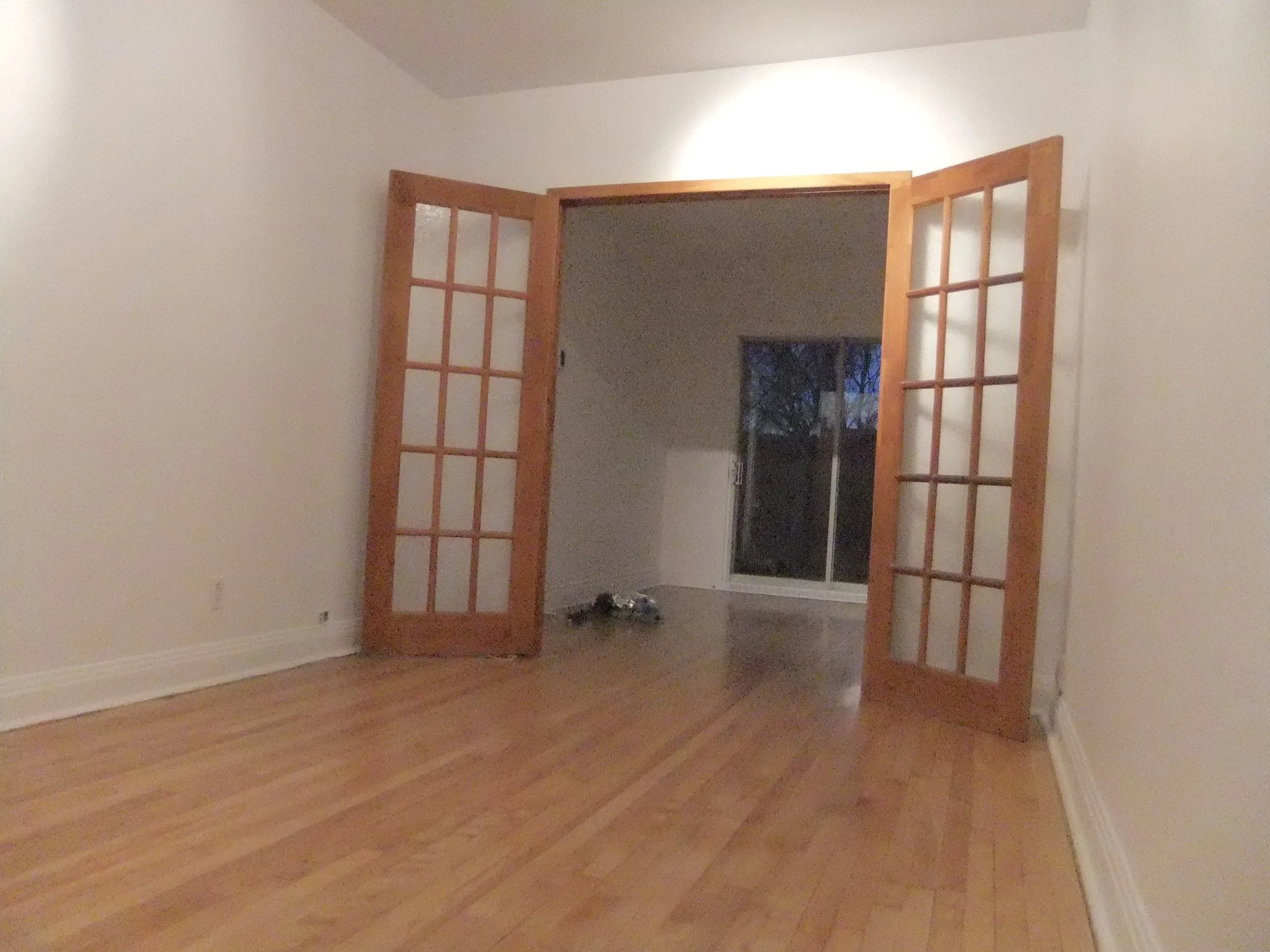 4. SALON B.JPG