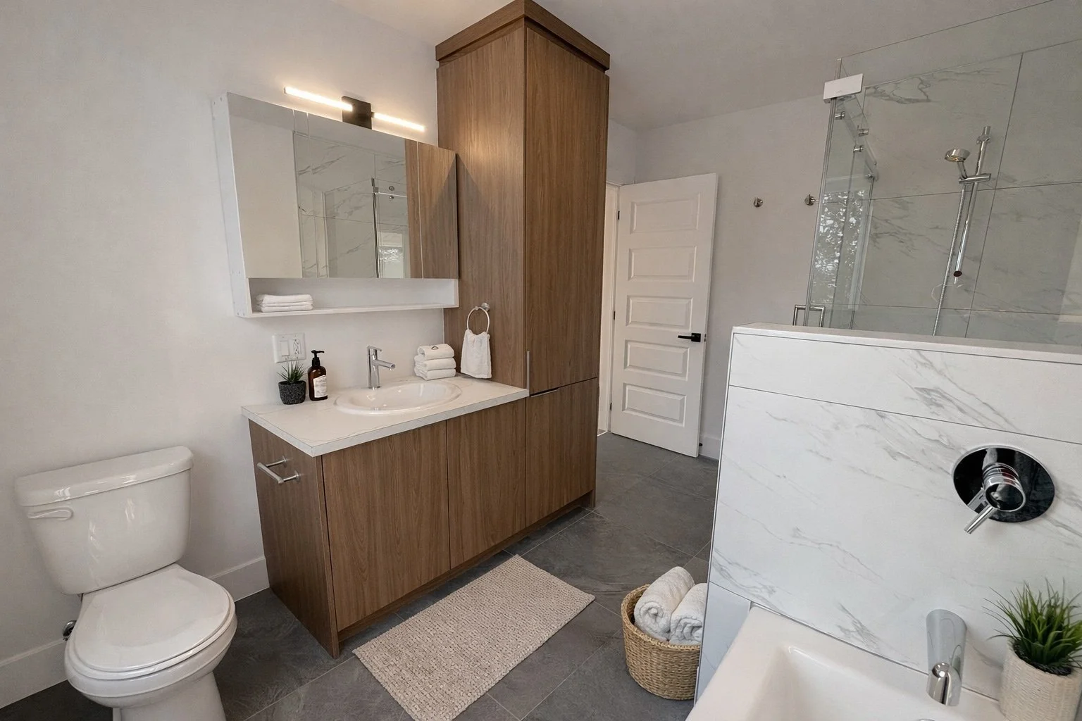 5. SALLE-BAIN-MEUBLES.jpeg