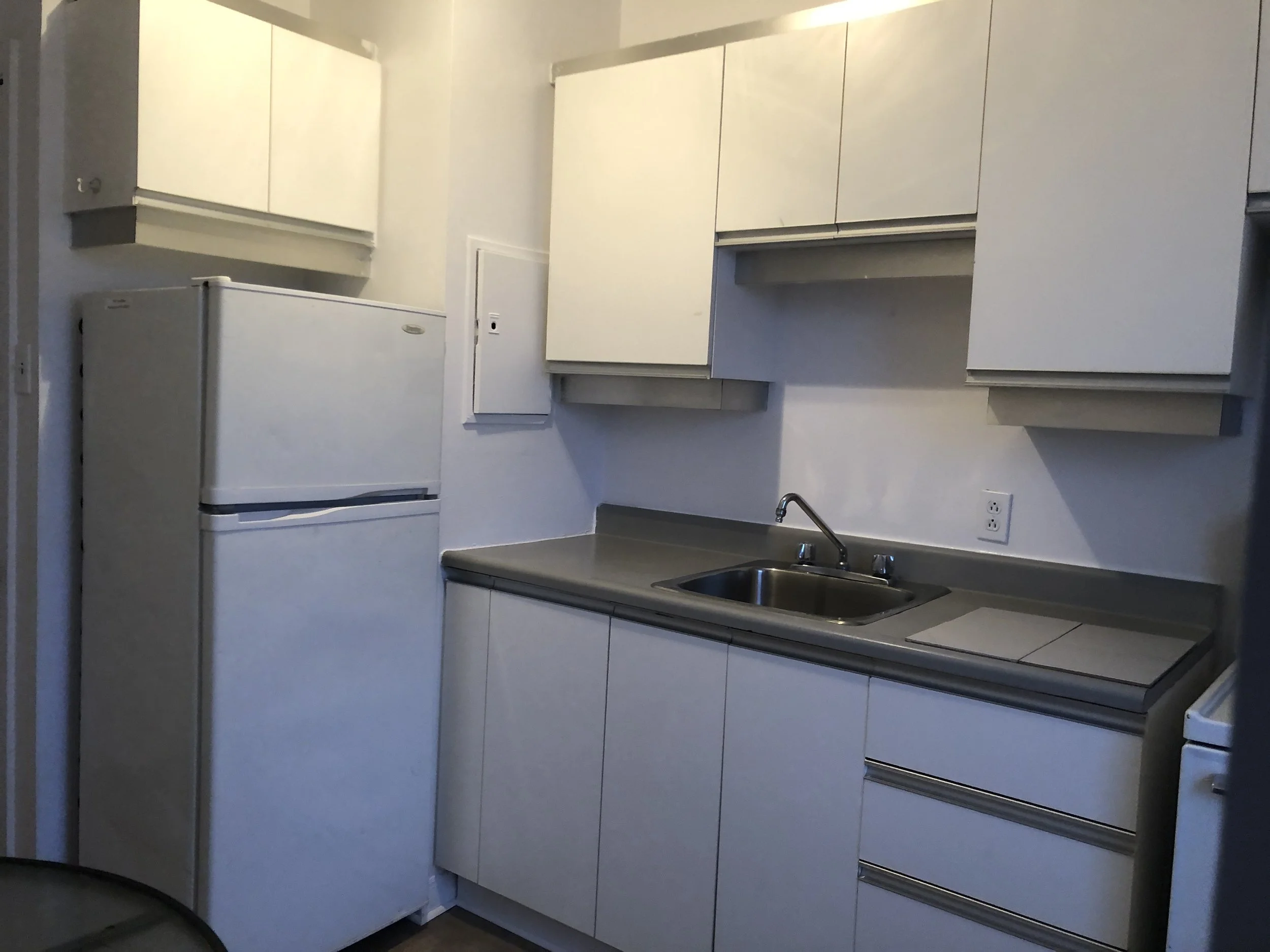 599-306_CUISINEb.JPG