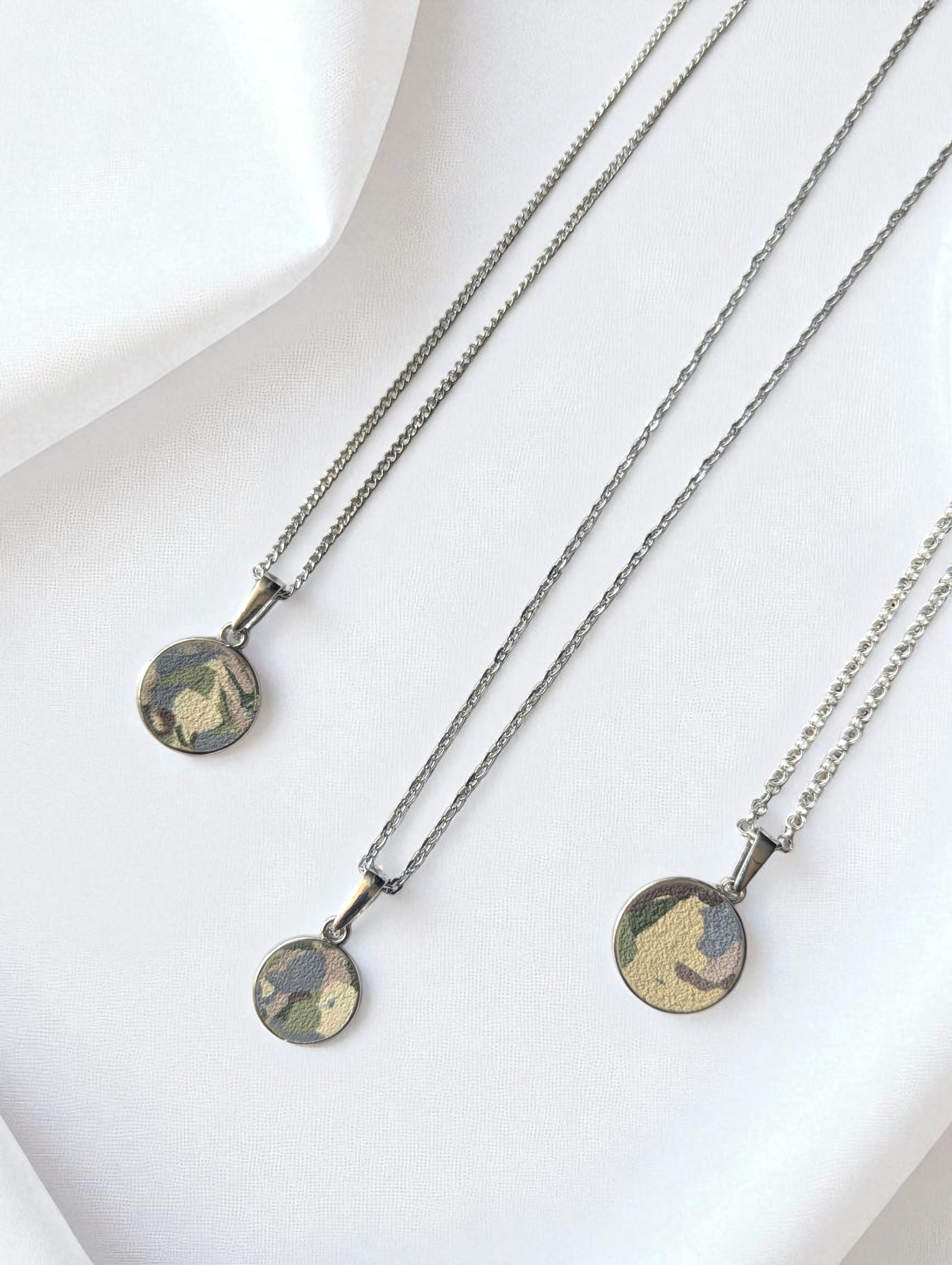 Camouflage_Peprin_Silver_Pendants_Handmade-Photoroom.jpg
