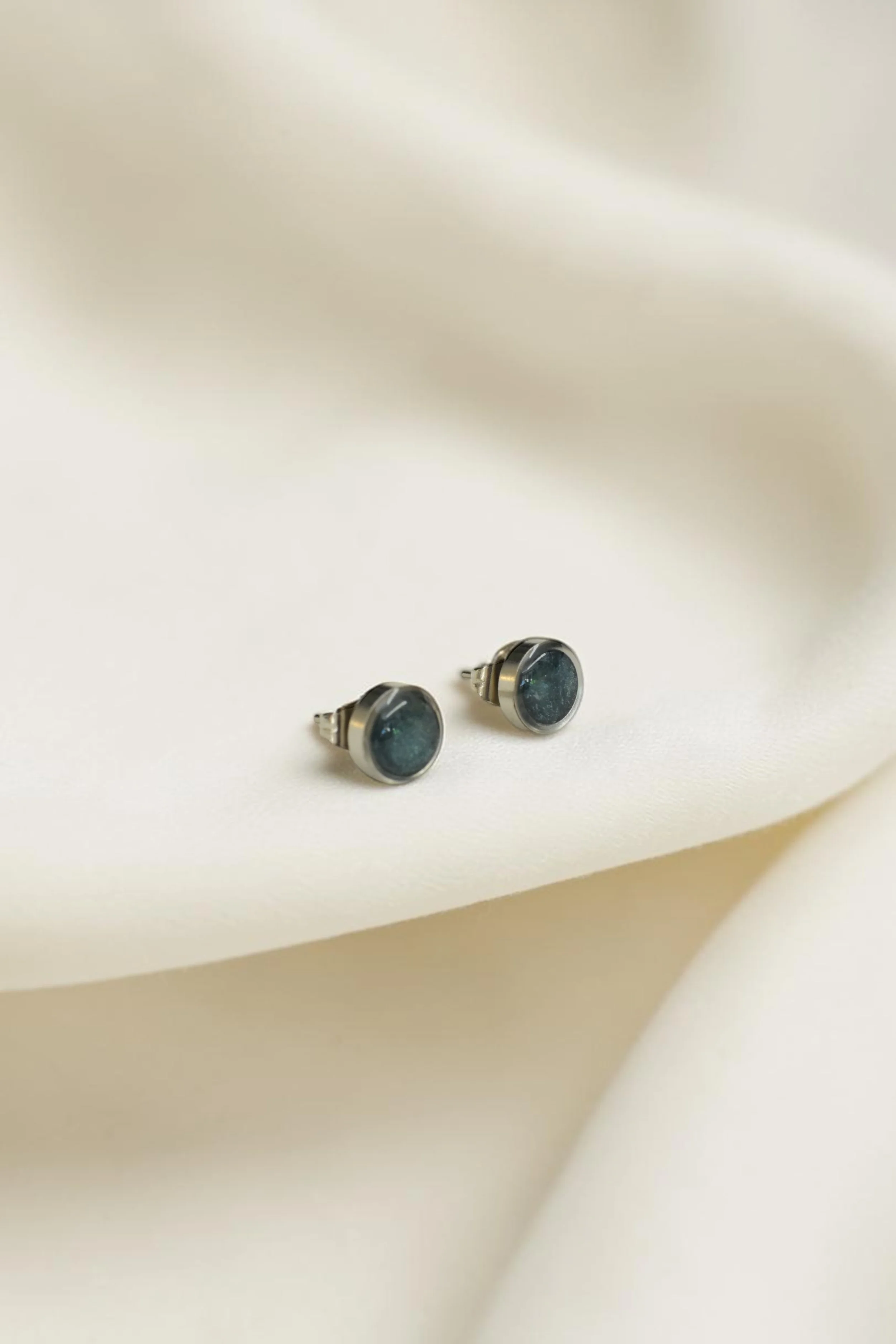 Fomm ir-Riħ Collection - 6mm Studs (Rhodium‑Plated Stainless Steel, Silver‑Toned)