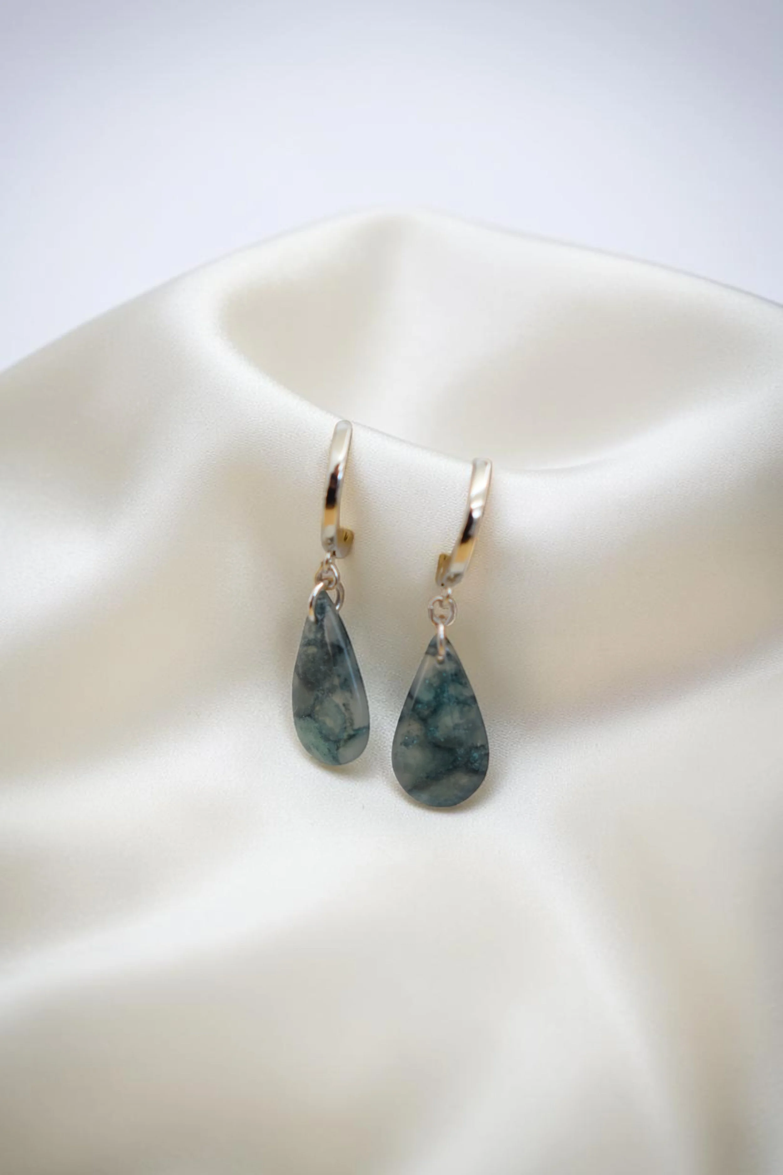 Fomm ir-Riħ Collection - Teardrops with Clasp (Rhodium‑Plated Brass, Silver‑Toned)
