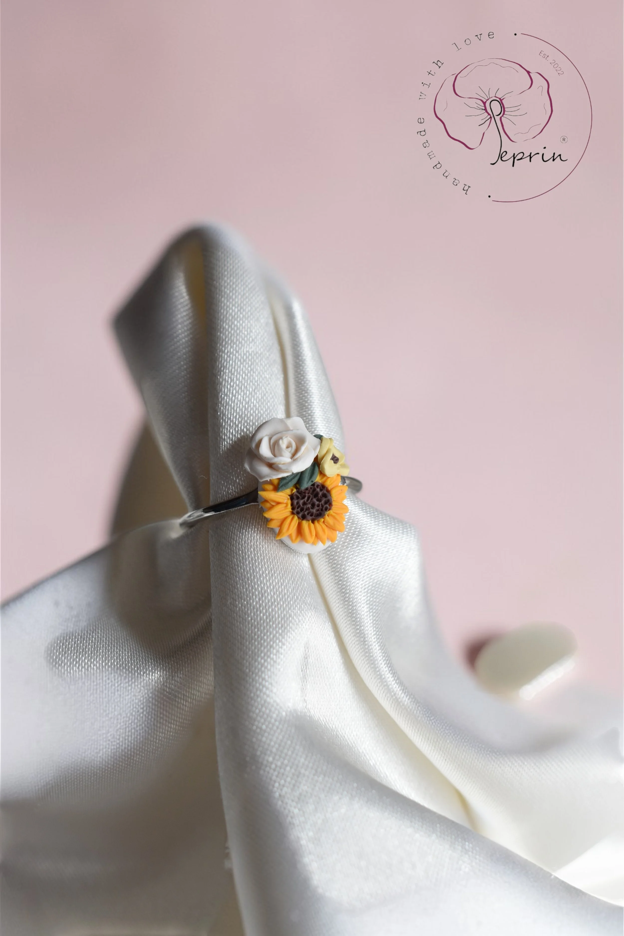 Sunflower Bouquet Ring — Silver Edition