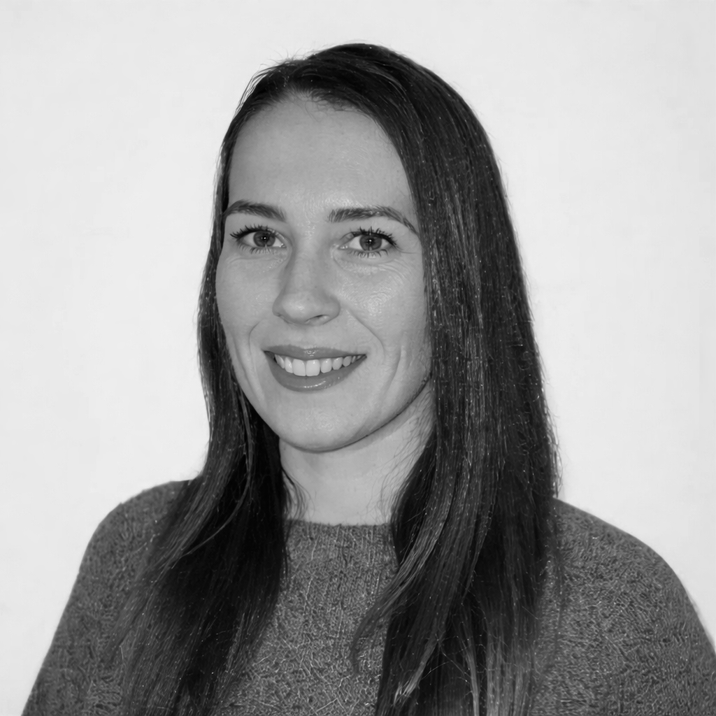 Izabela Caruzzi - Client Support Manager