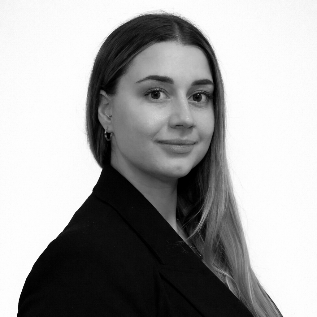 Amy Low - Financial Controller