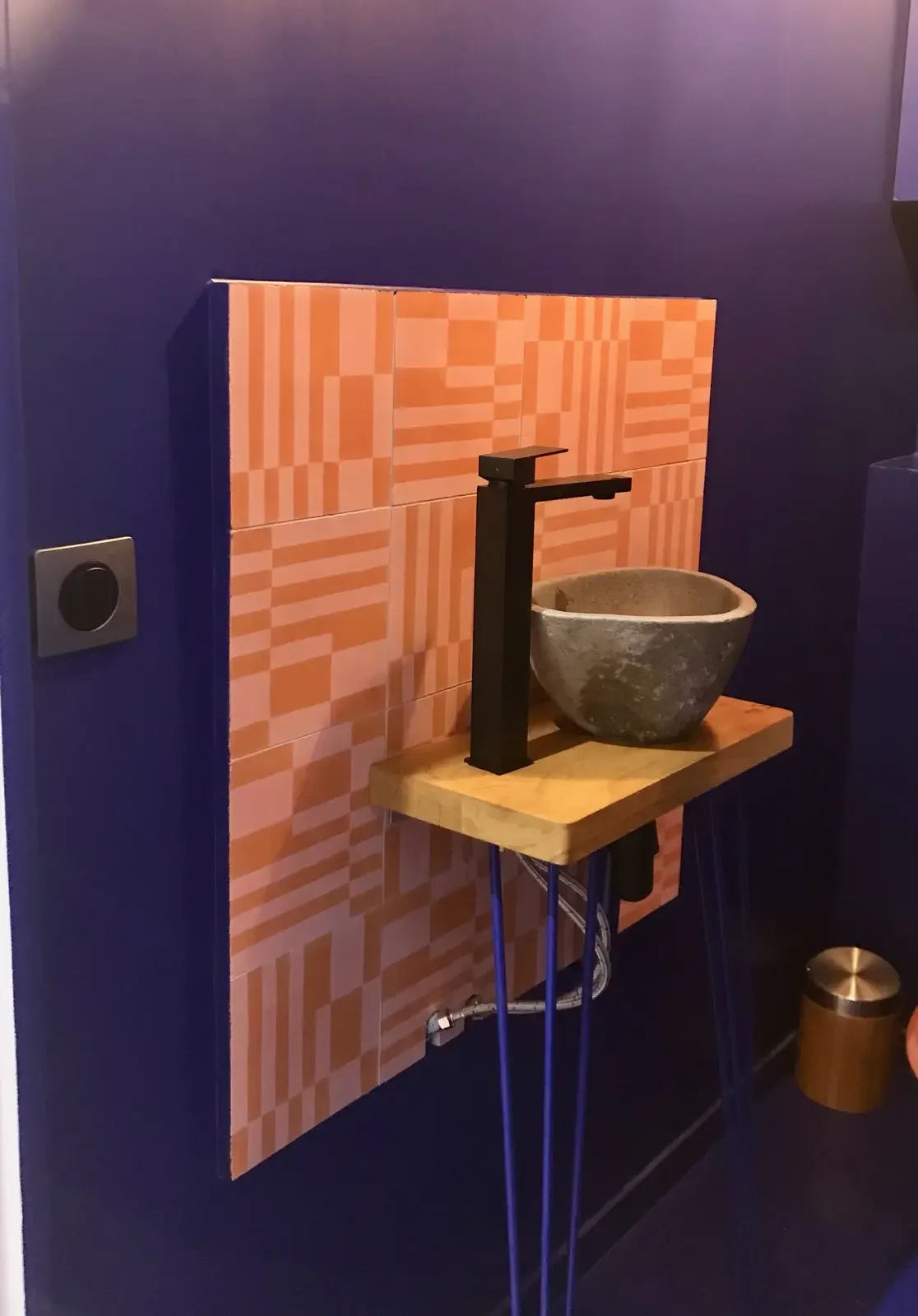 carreaux de ciment - Palm Beach - Carreaux de ciment artisanaux 20x20 - carton de 16 carreaux - rose et orange - César Bazaar - Atelier de fabrication de carreaux de ciment