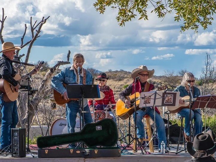 We had such a blast at our event on Saturday! 💫 Local band Pinto Pony played for a lively crowd of visitors, and the weather cleared up for some gorgeous night sky viewing with Tucson Amateur Astronomy Association.

Special thanks to the Friends of 