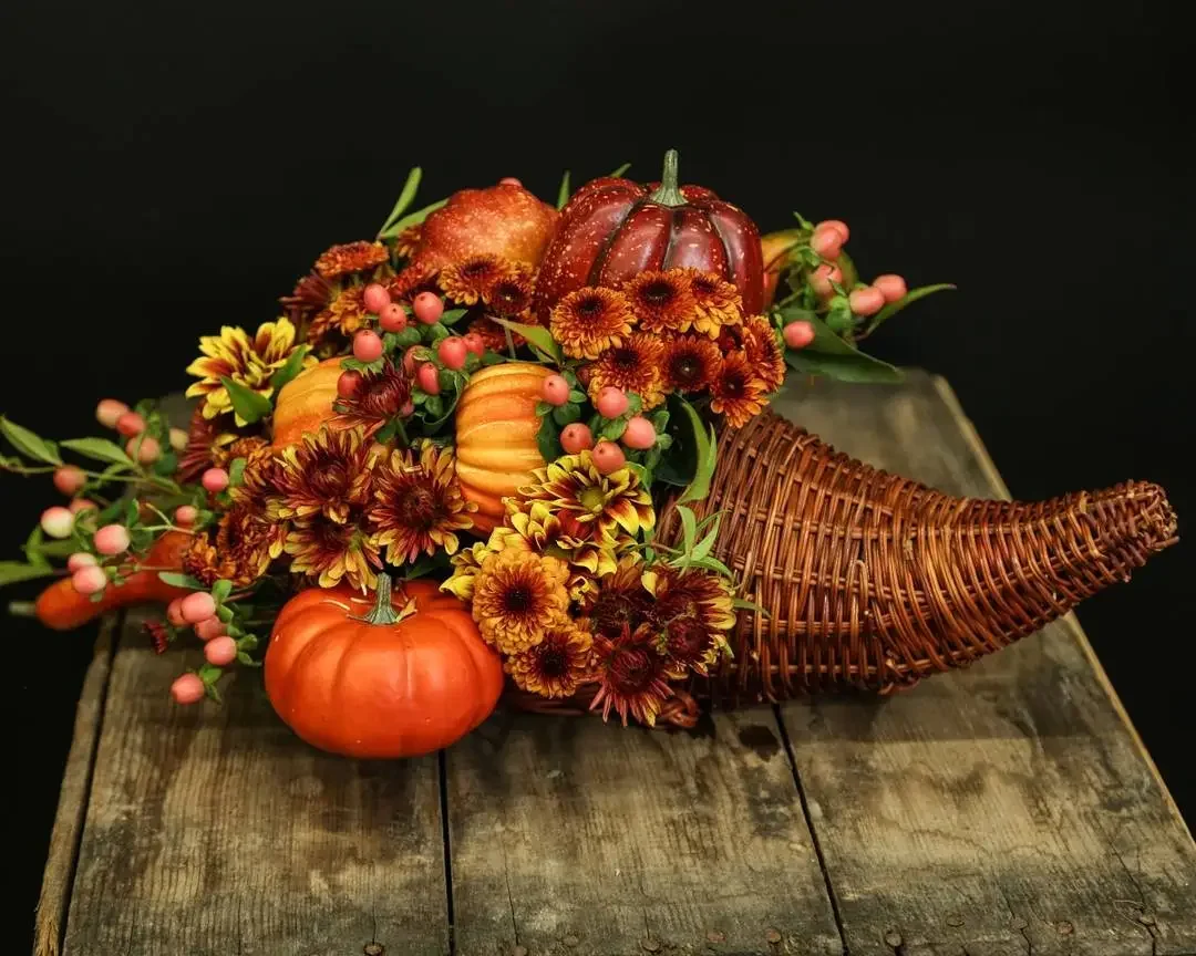 Thanksgiving decor and seasonal styling by Eddie Zaratsian