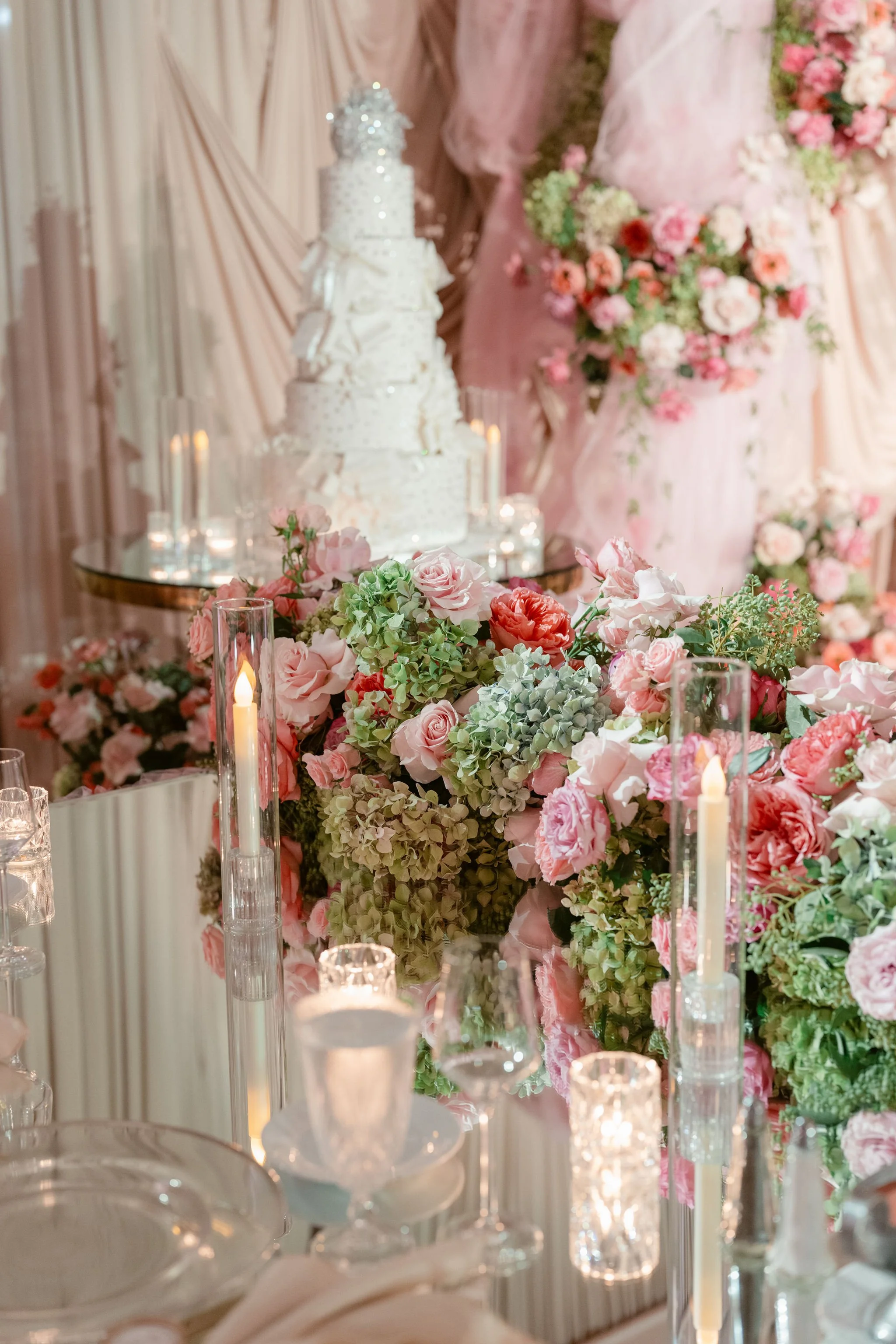 Statement Cake Design with Crystal Detailing and Refined Event Styling