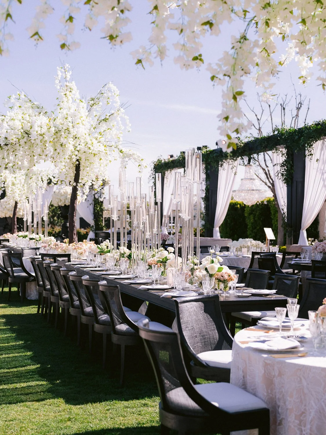 Outdoor Wedding Design with Natural Greenery and Elegant Garden Styling
