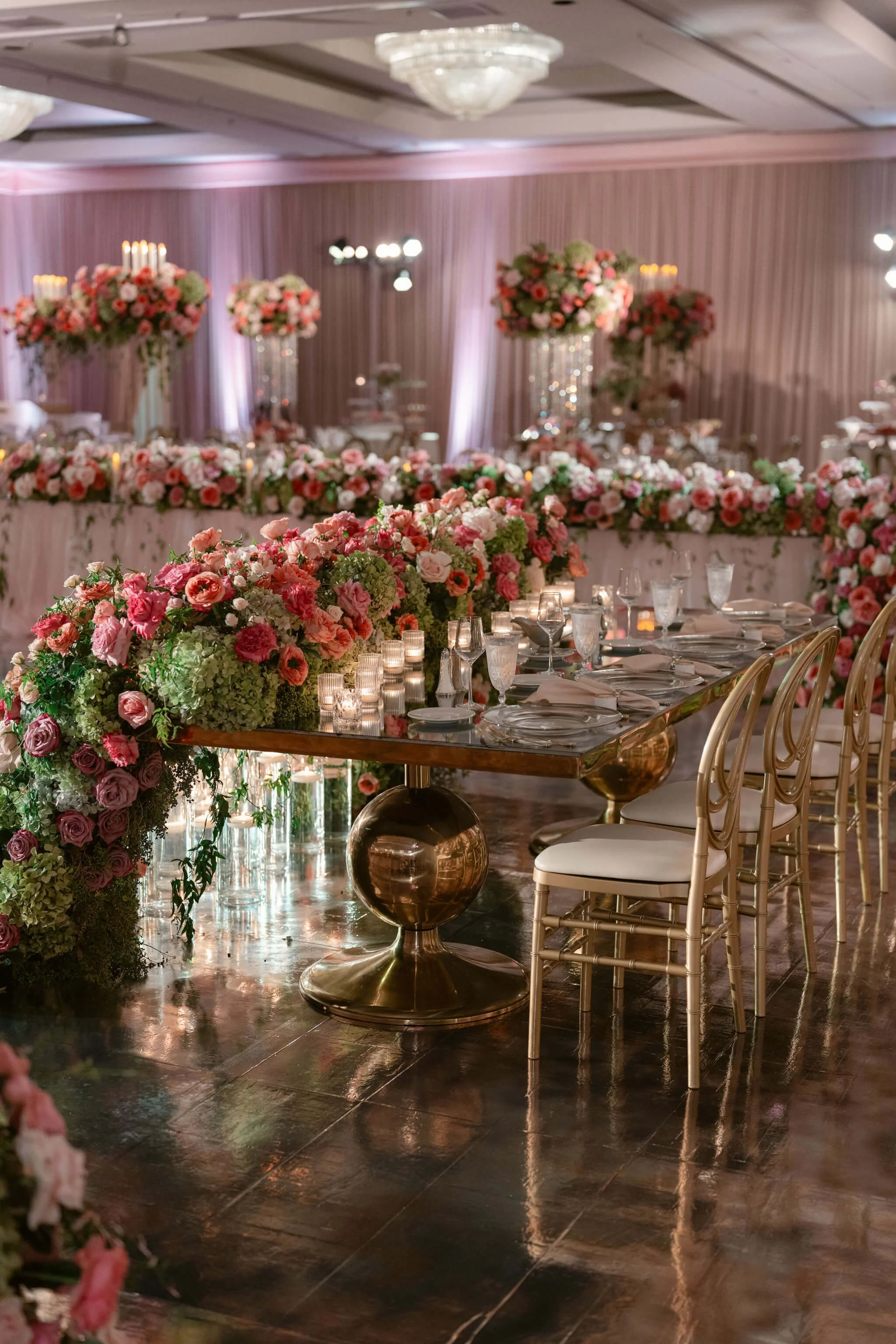 Romantic Wedding Setting at the Glendale Hilton with Soft Florals and Elegant Styling