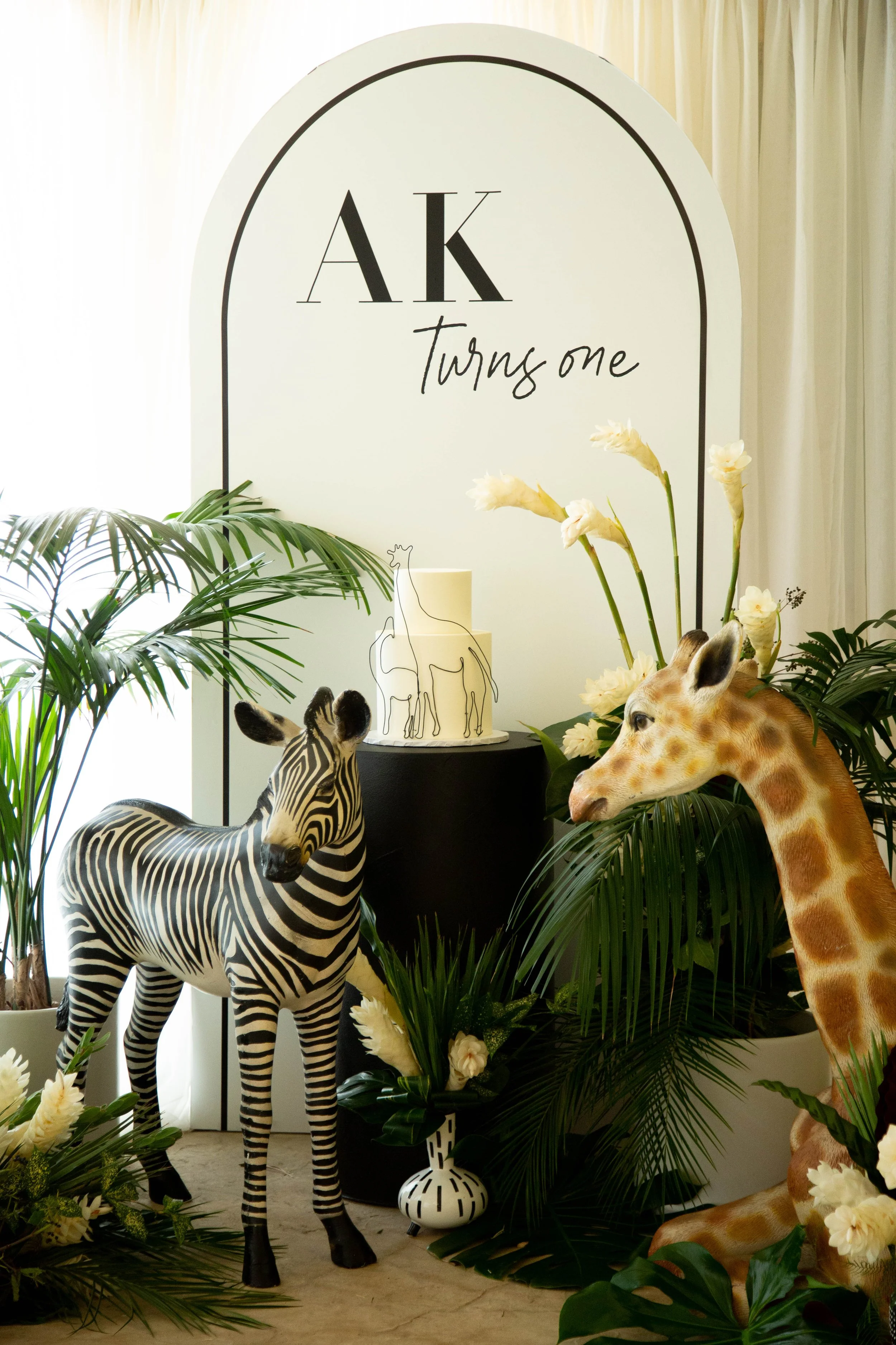 Party Planner and Event Producer - Safari Themed Baby Shower 