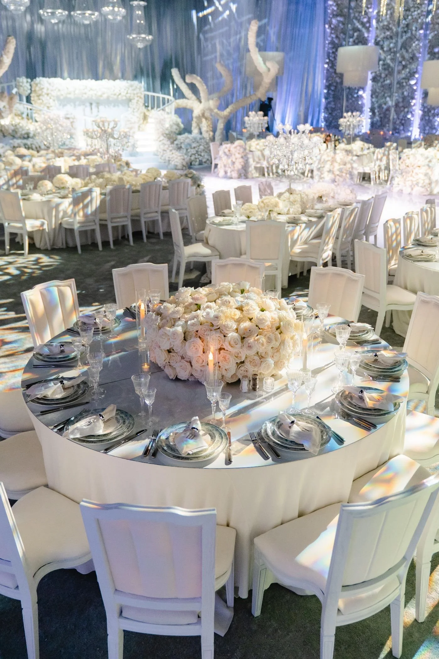 Wedding Planner Creating a Timeless Wedding Experience with Elegant Design