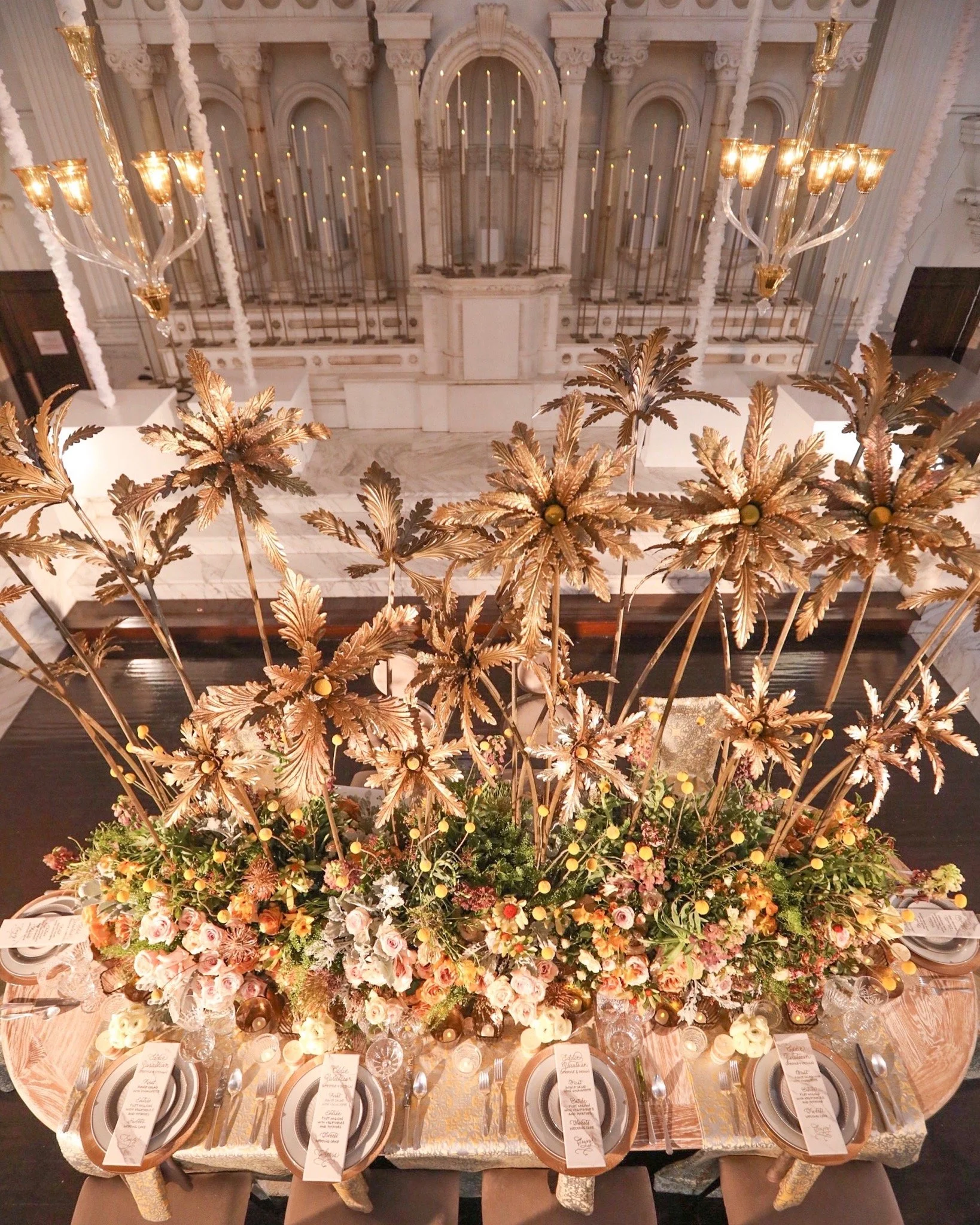 eddie-zaratsian-luxury-gold-palm-floral-tablescape-design-process.webp