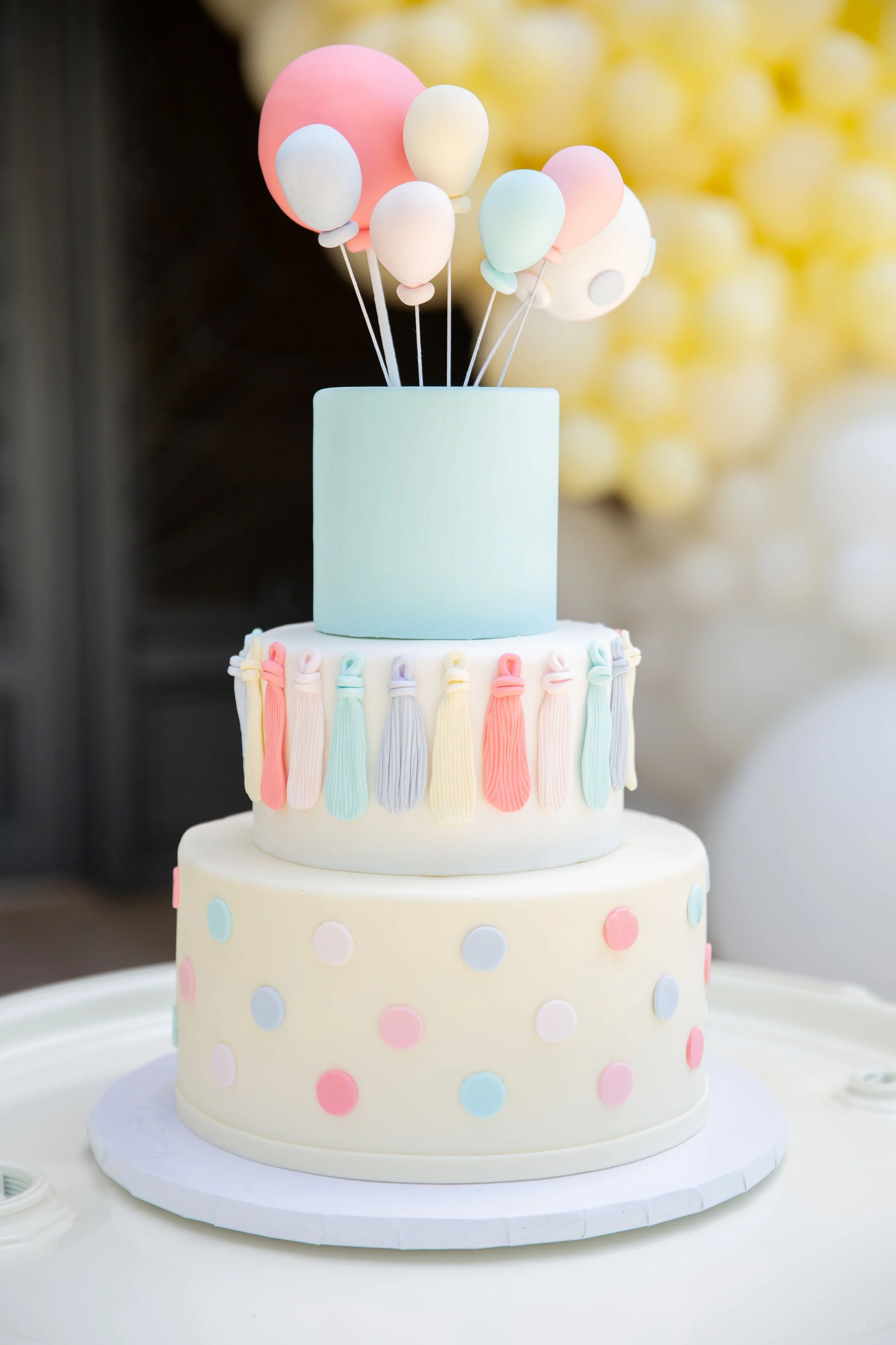 Event Planner Los Angeles Creating a Kids Birthday Celebration with Custom Cake and Balloon Accents