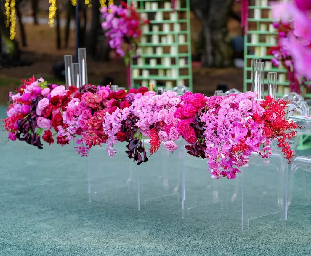 GALLERY-11-eddie-zaratsian-fuchsia-mint-modern-wedding-floral-design.webp