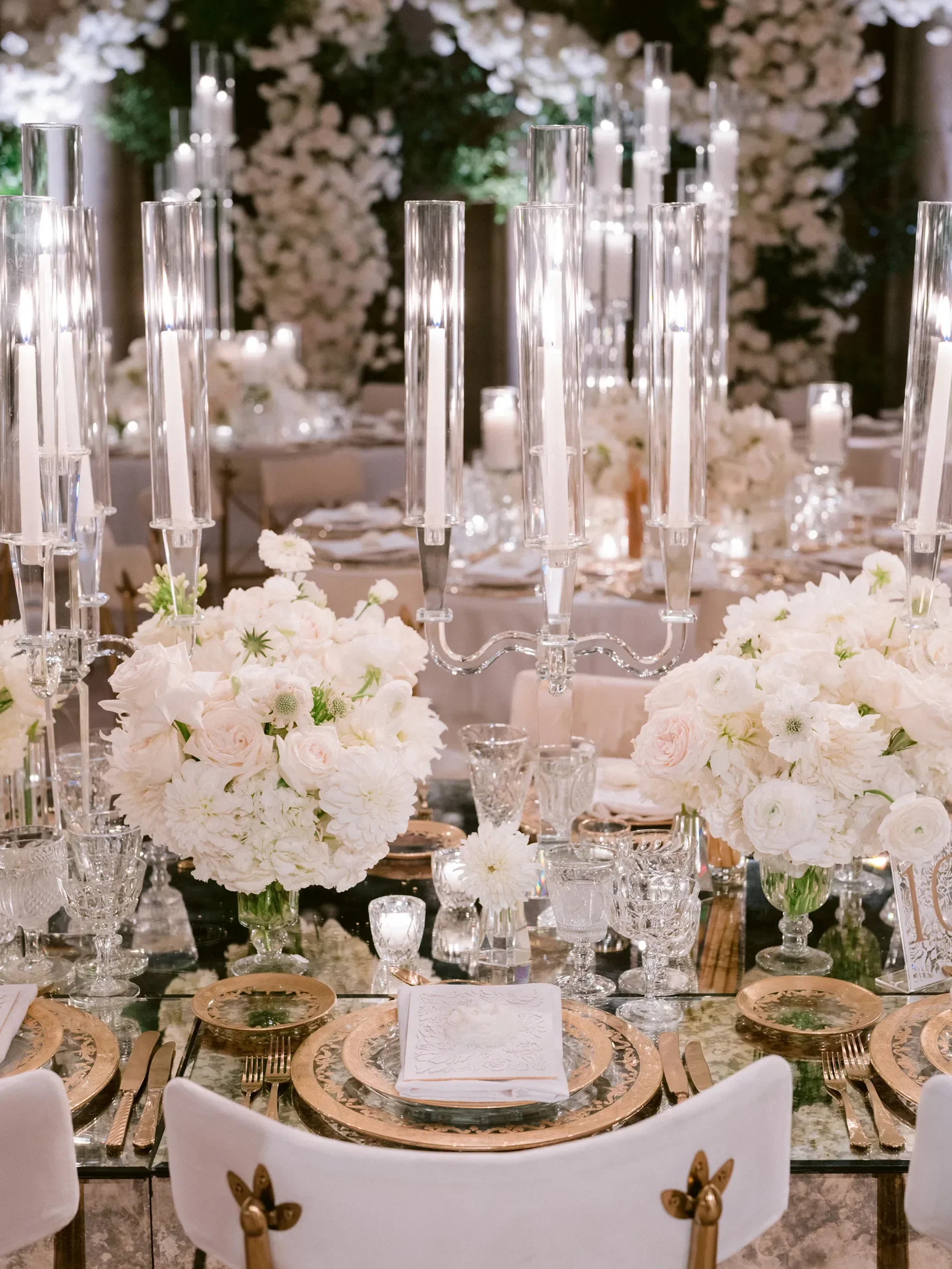 HERO-8-eddie-zaratsian-white-rose-greenery-ballroom-wedding-floral-design.webp