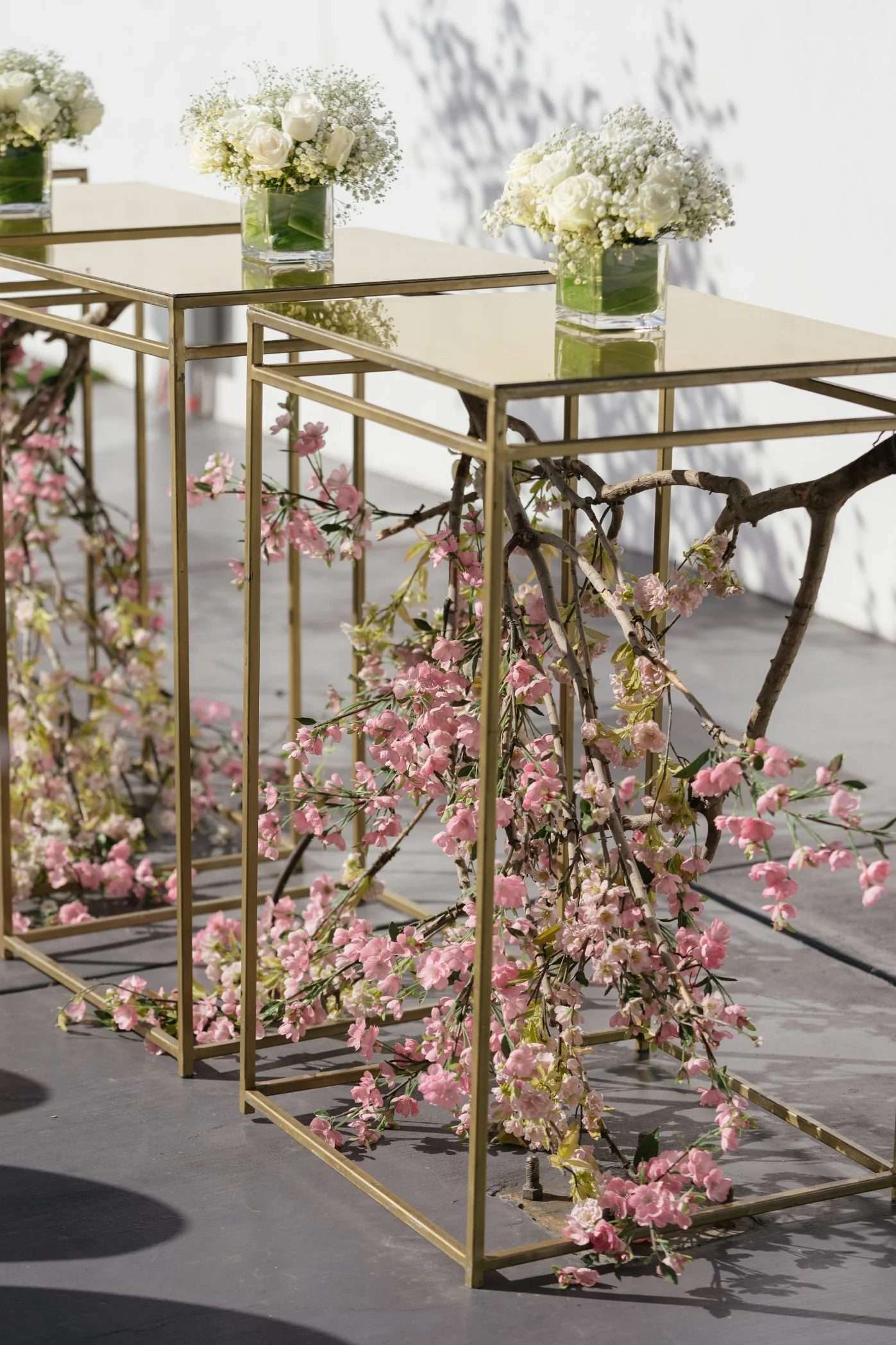 Wedding Planner and Event Design Creating a Romantic Floral Moment with Soft Color Palette