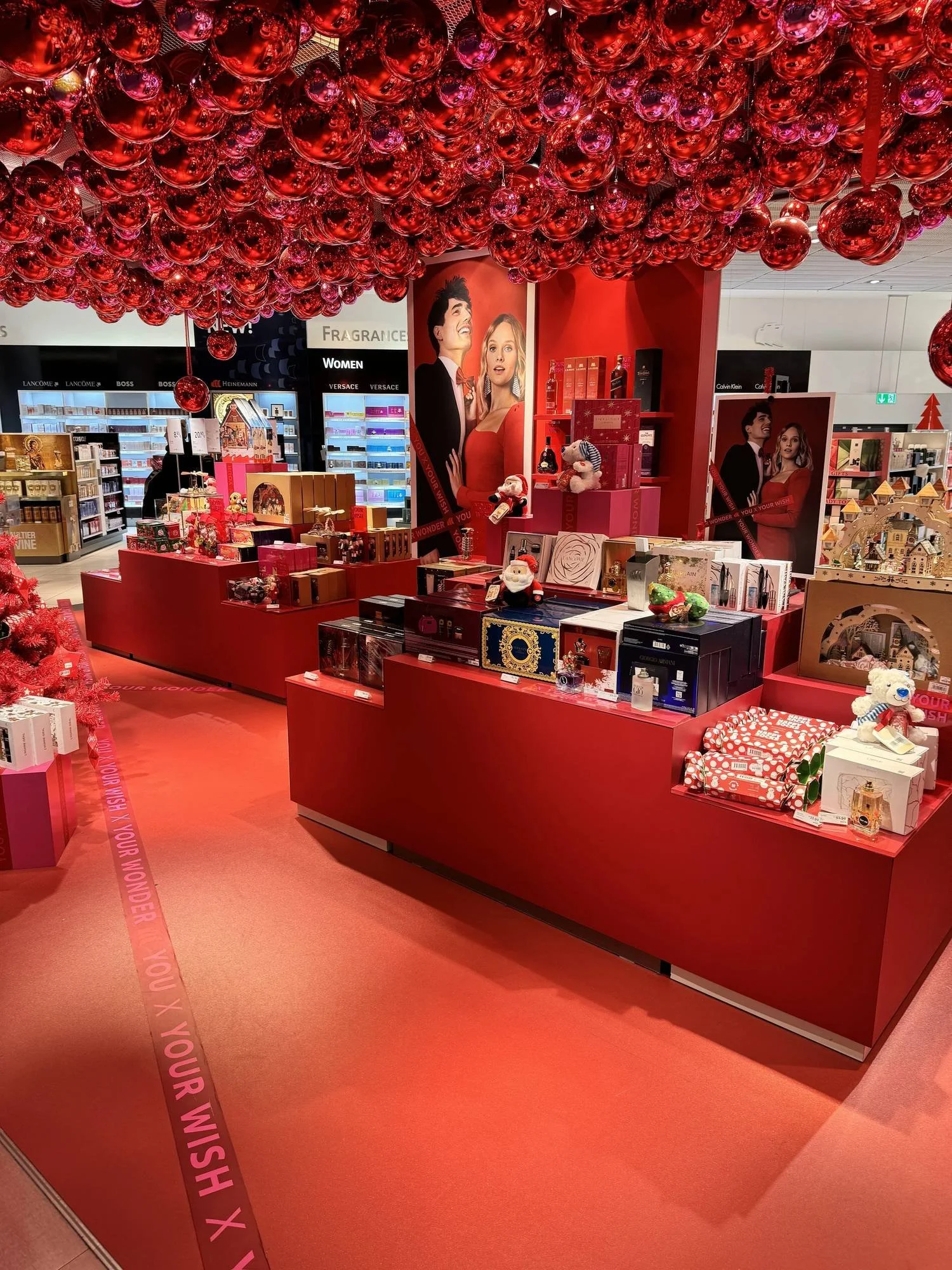 commercial-christmas-decorations-retail-store-red-ornaments.jpg