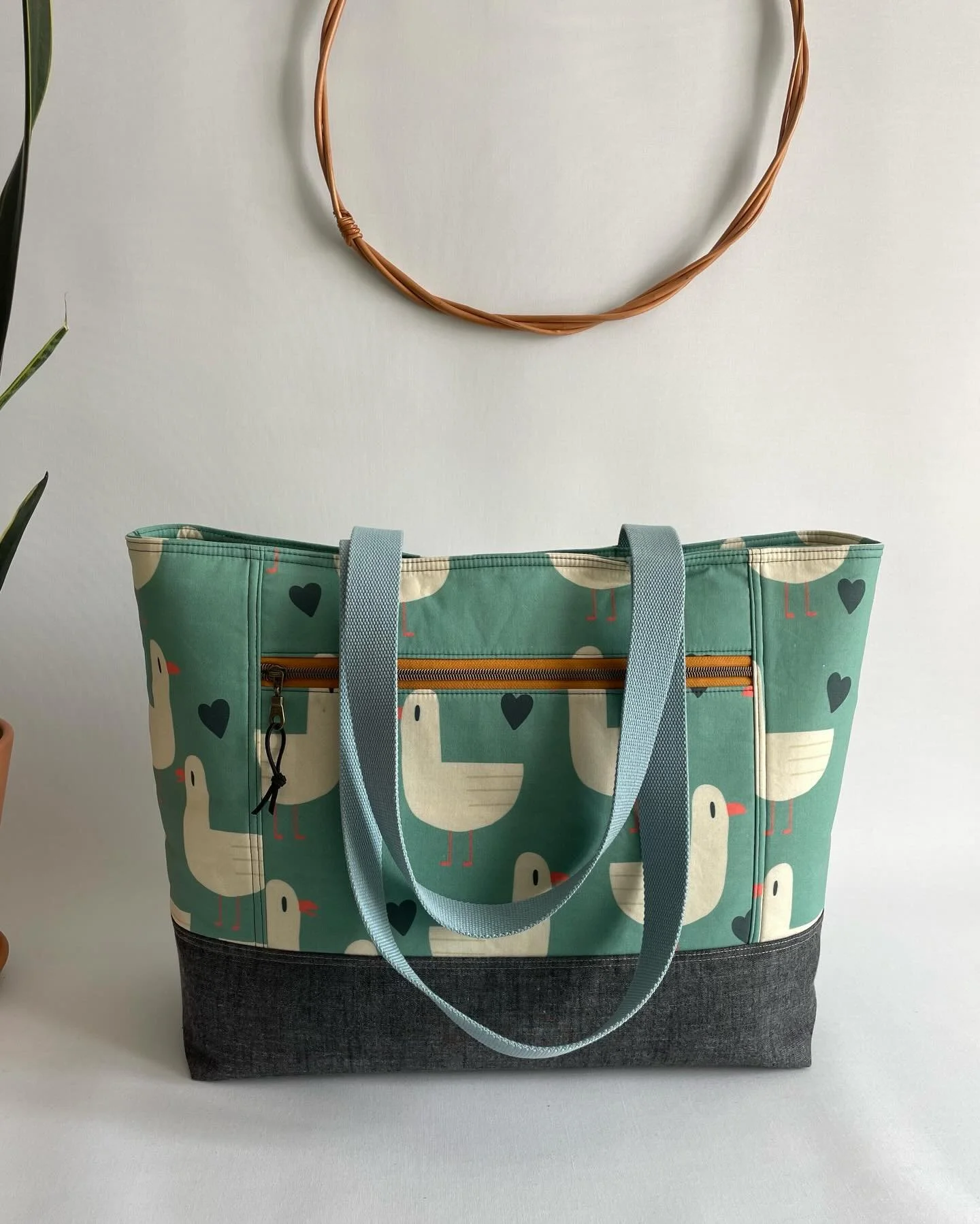 Kaland Weekender Tote is a large, perfectly sized bag for a weekend outing or a short trip. Finished size: 16&rdquo; wide on the bottom x 14&rdquo; tall x 6&rdquo; deep.

Main double zipper opens nice and wide for easy access to everything inside. A 