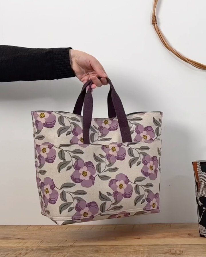 CEDAR TOTE is a beginner friendly and easy to sew classic tote that is both practical and stylish.

Get the pattern for this beauty (in two sizes + video tutorial), as well as all my patterns at 30% off discounted price now through Monday, May 25th (