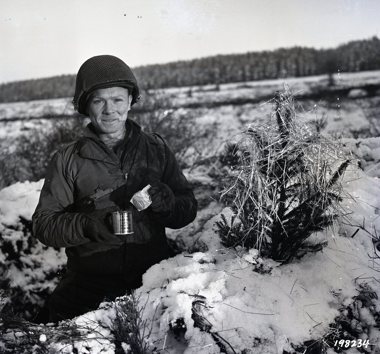 This holiday season, we&rsquo;re sending warm wishes and gratitude to all our followers! Merry Christmas!

This incredible snapshot taken on December 23, 1944, shows S/Sgt. John F. O&rsquo;Brien of Pittsburgh, Pennsylvania, adding a touch of Christma