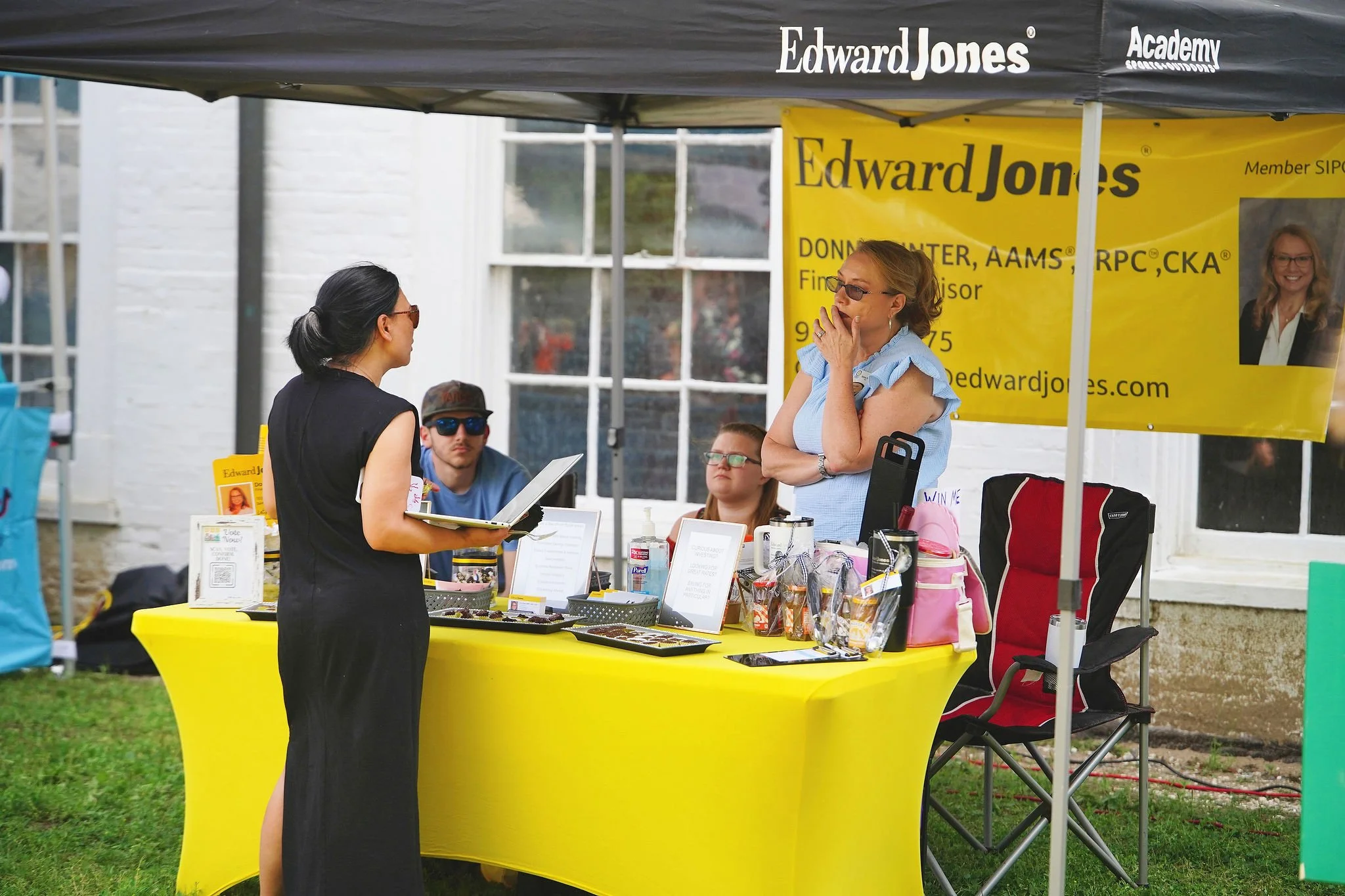 tasteofcamden02140.jpg