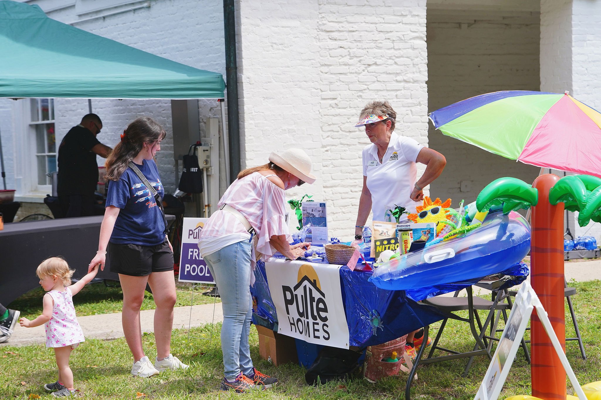tasteofcamden02068.jpg