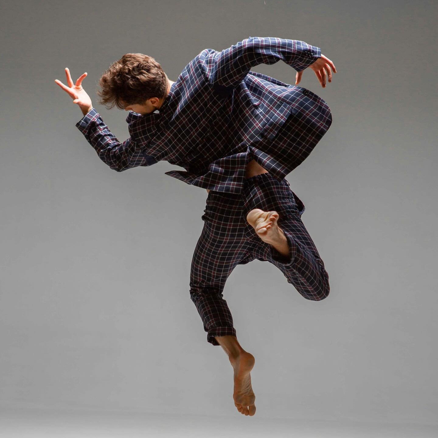 Looking for dancers to join Traceworks Youth Dance Programme starting on the 17th September!

Style: Contemporary dance 

Great supplementary training for GCSE and A Level dance / Physical section of the Duke of Edinburgh award.

By joining the progr