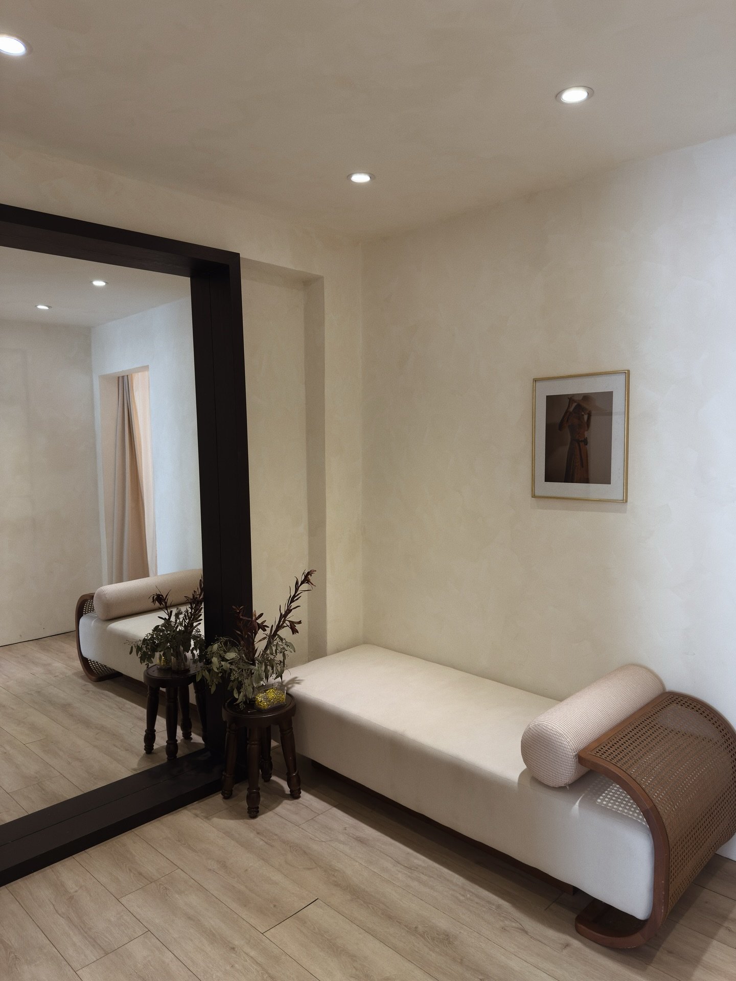 615 Calle Cerra - Jean Cintron Store