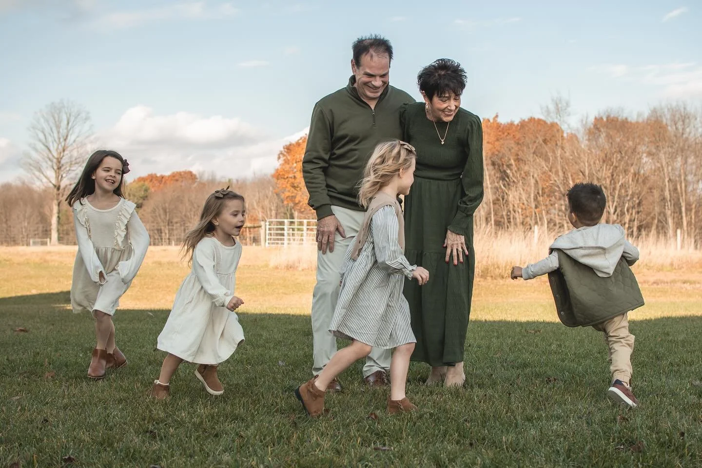 Loved this sweet moment with the Liddles 🥰
.
.
.
#familyphotography #familyphotographer #portraitphotographer #lifestylephotographer #documentarystyle #pittsburghphotographer #paphotographer #familyphotoshoot