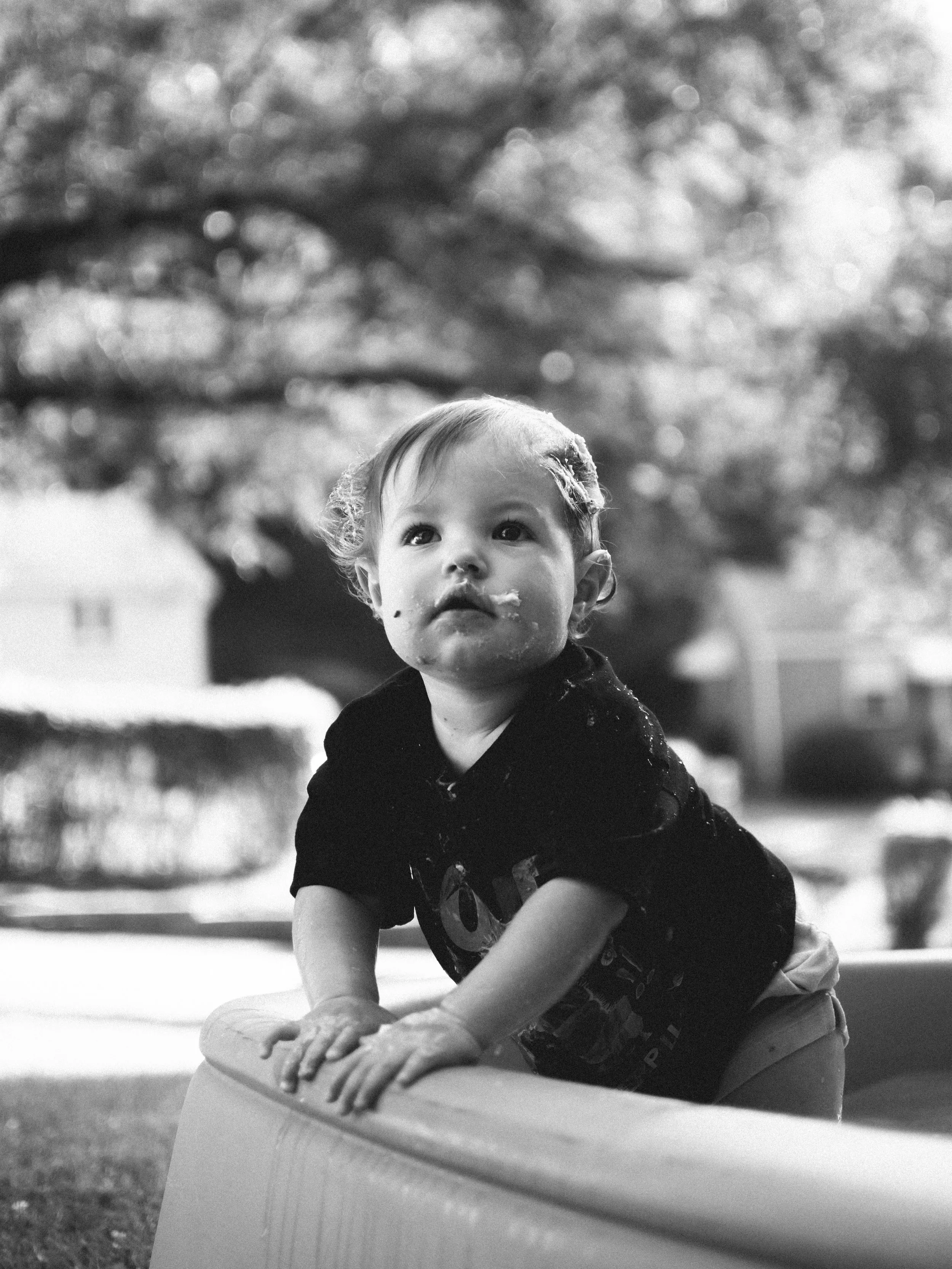 Cake smash directly to the pool is the only way to do a summer birthday. Happy 1st Birthday, sweet Phoebe!🎈🎂
.
.
.
#familyphotographer #firstbirthday #portraitphotographer #lifestylephotographer #pittsburghphotographer