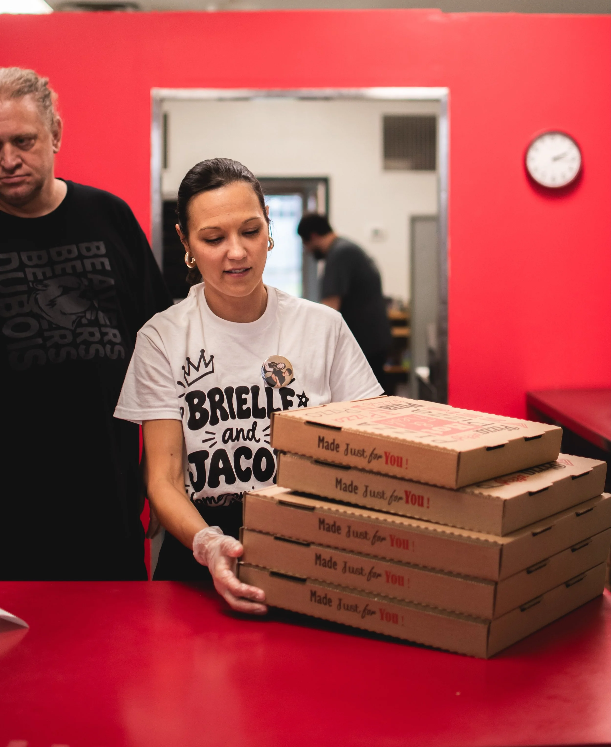 Made just for you &mdash; @frankspizzadubois 🍕😛
.
.
.
#brandingphotography #pizza #lifestylephotographer #pittsburghphotographer #paphotographer