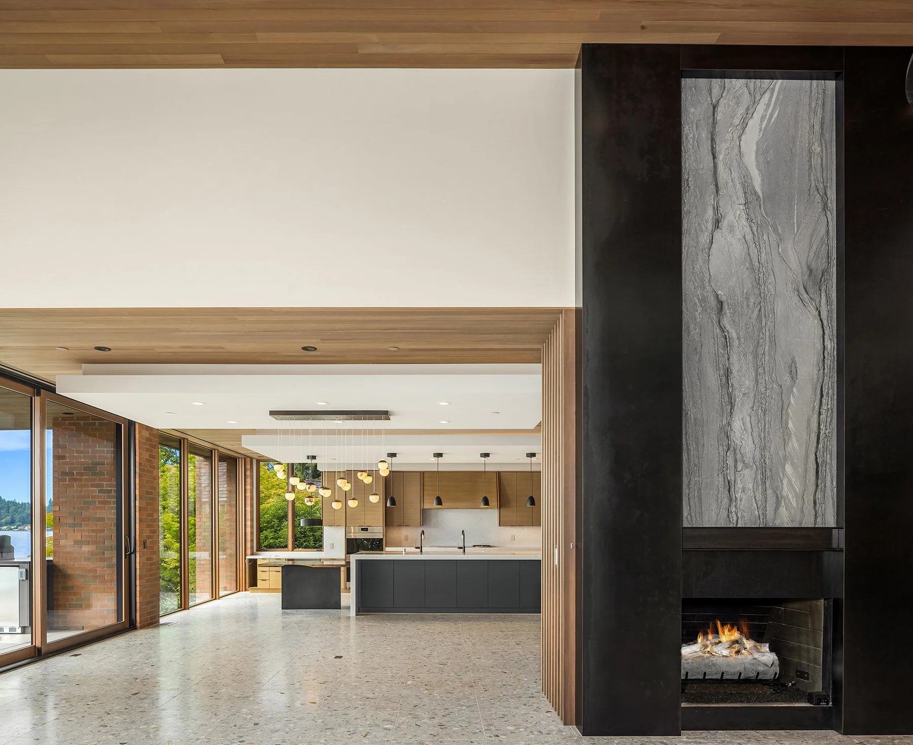 Platino Dark Premium Quartzite