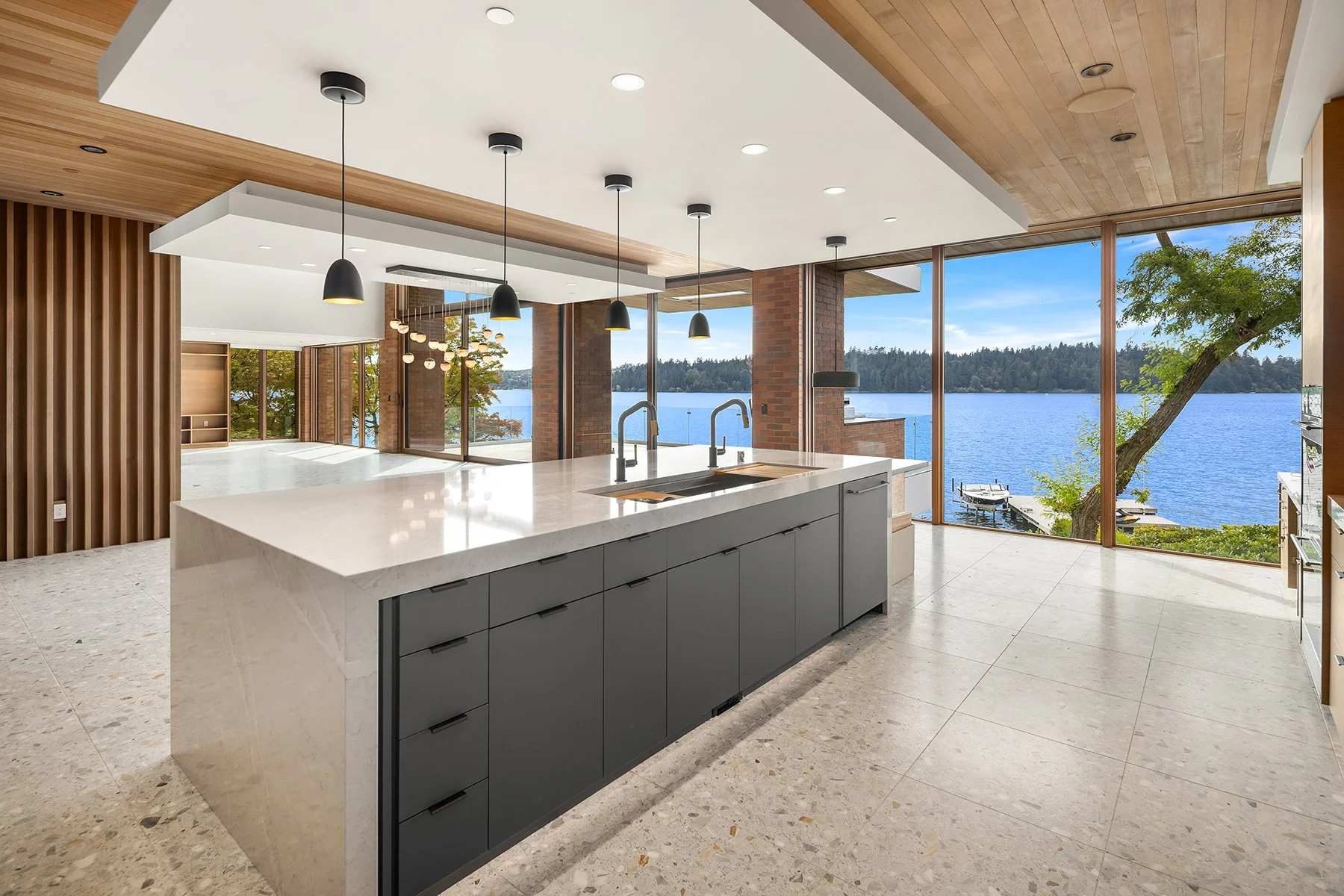 Taj Milan Stratus Quartz