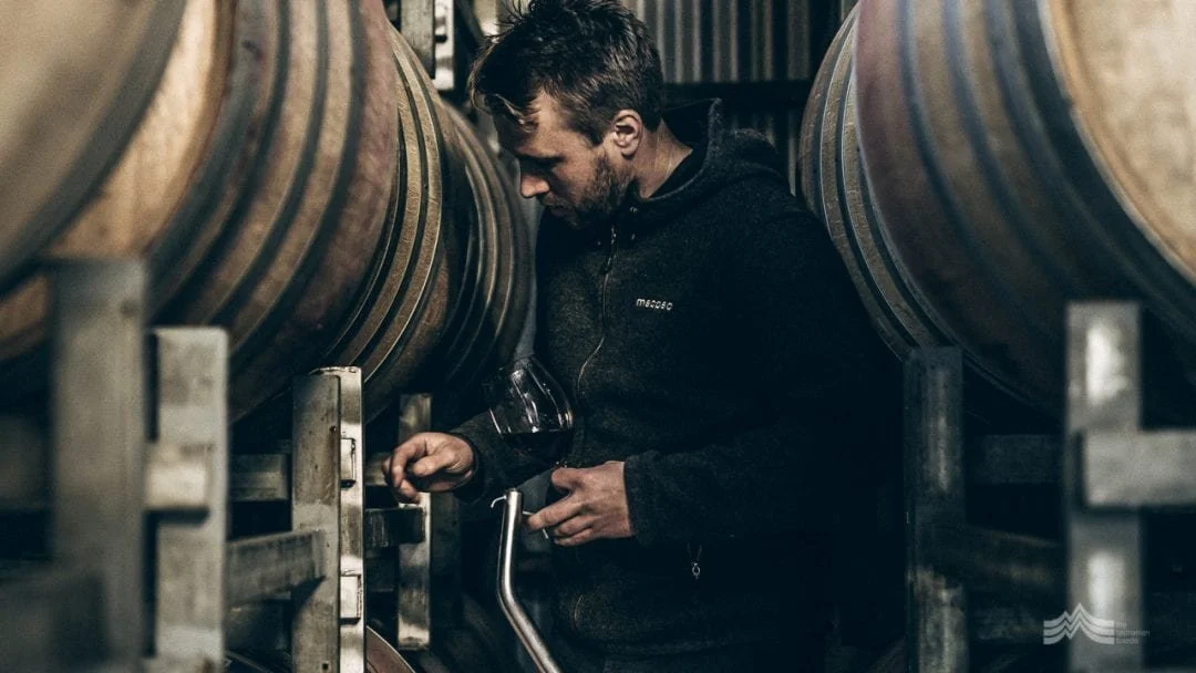 two-tonne-tasmania-wine-9-1080x608.jpg