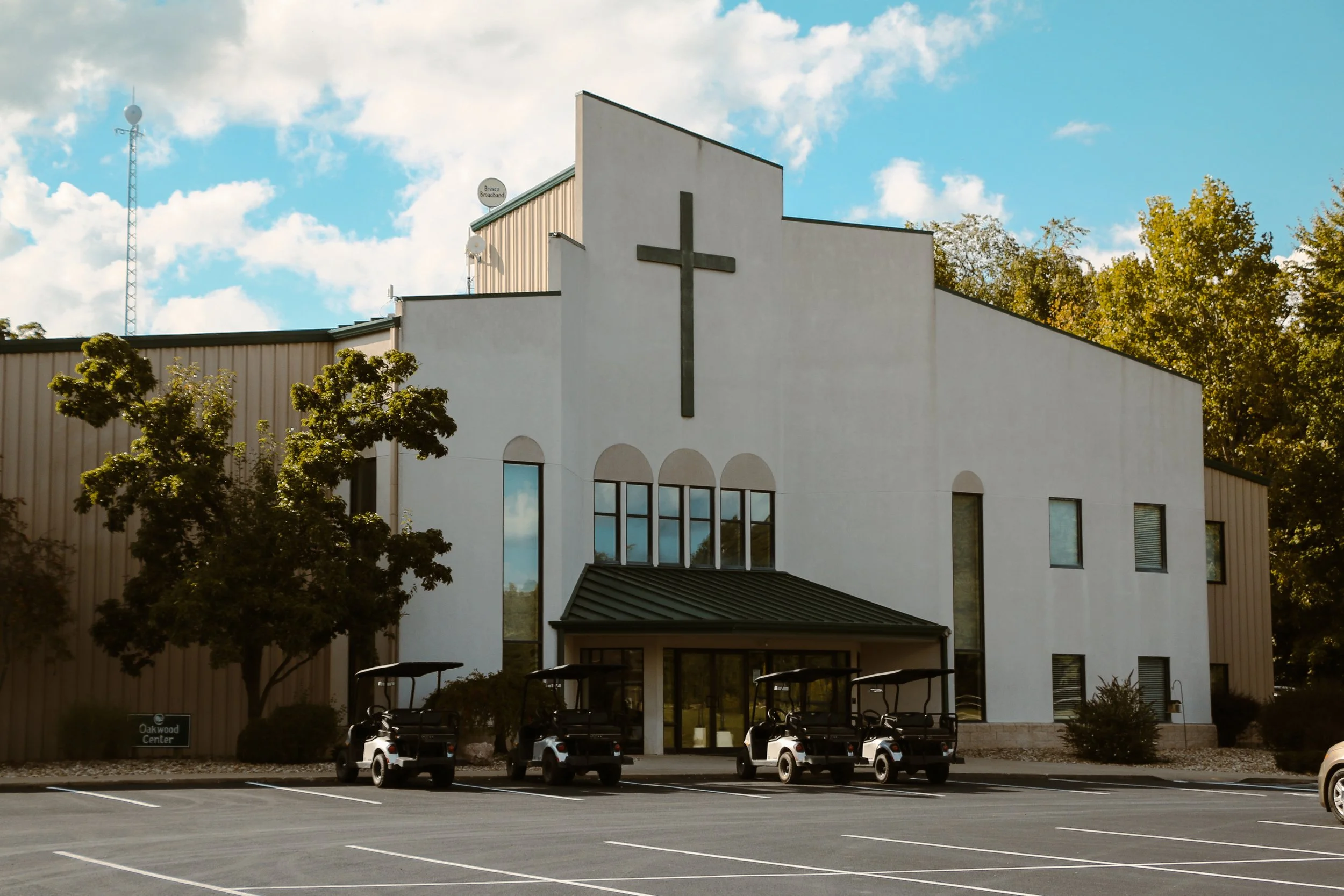 Oakwood-1.jpg