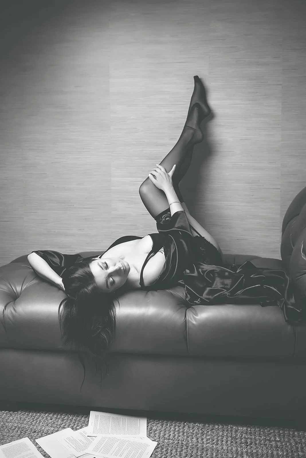 boudoir-photographer-waxhaw-nc-0349bw.jpg
