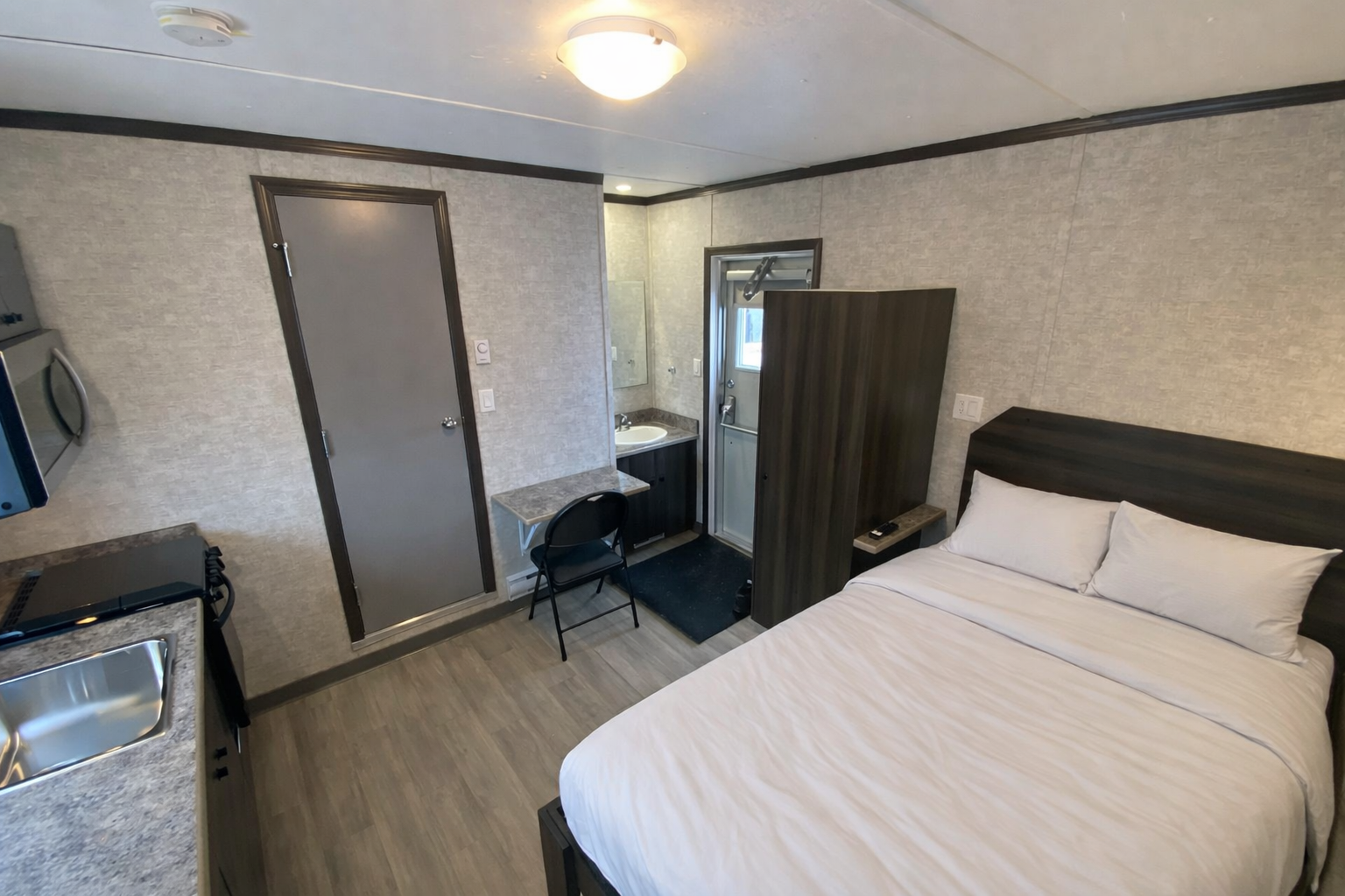 4-Bed Skidded Executive Suite Sleeper