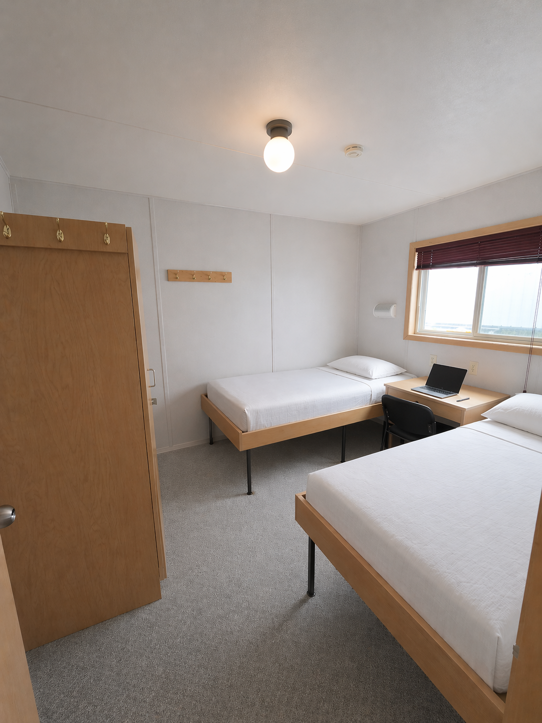 Komplete - 8 bed Sleeper Rooms.png