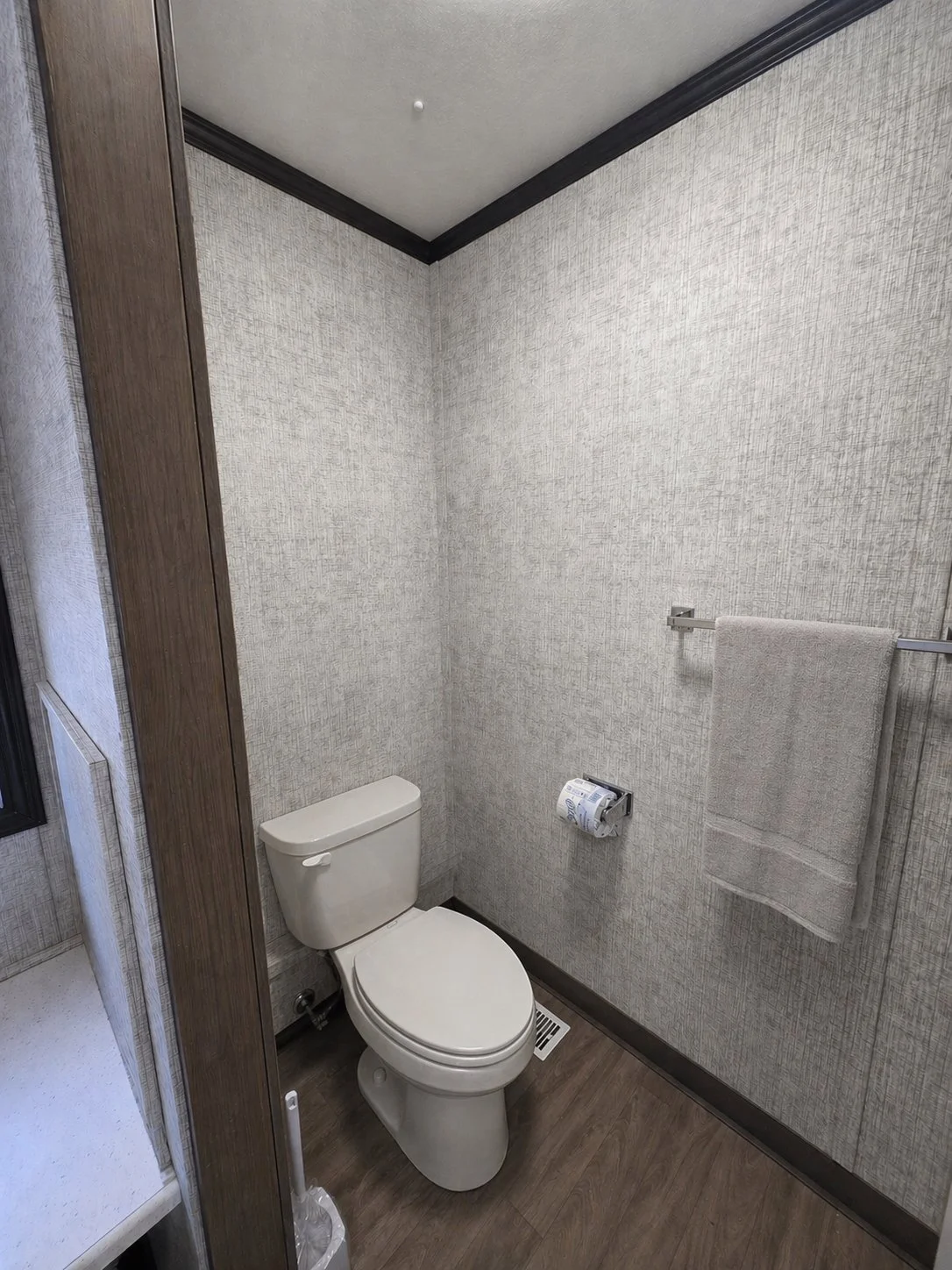 Komplete - 39 bed dorm (bathroom 1).jpg