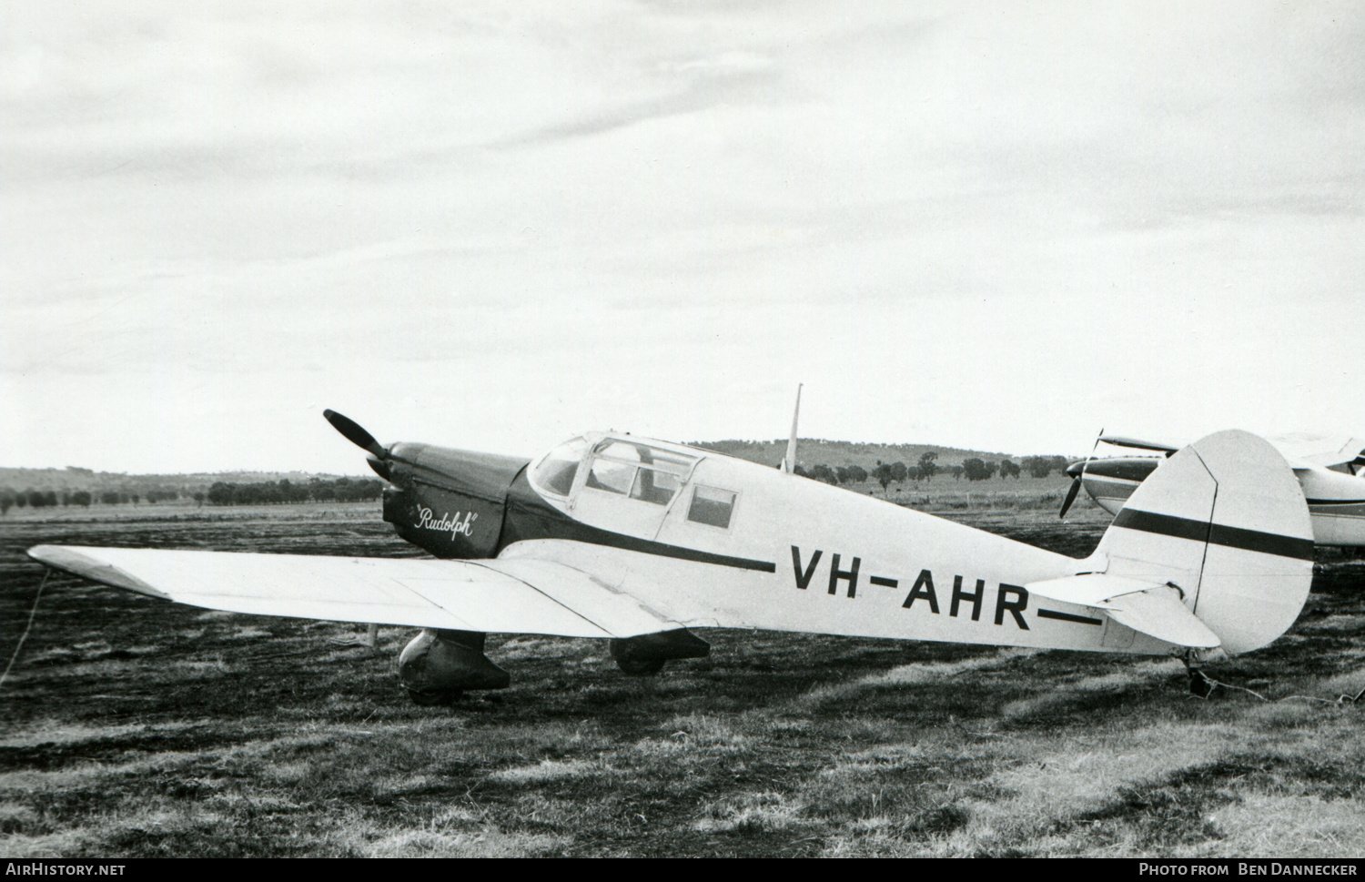 Bonfield - Proctor used for her 1949 UK-Aust trip, pix dated 1965 with Aus rego.jpg
