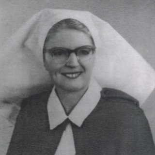 Yesterday we celebrated Mothers, but the 12th May was also International Nurses Day. 

In honour of the day, we reflect on our own local Nursing hero, Beryl Bonfield. 

Beryl was @cronullarslsb most decorated female member. From her time in service w