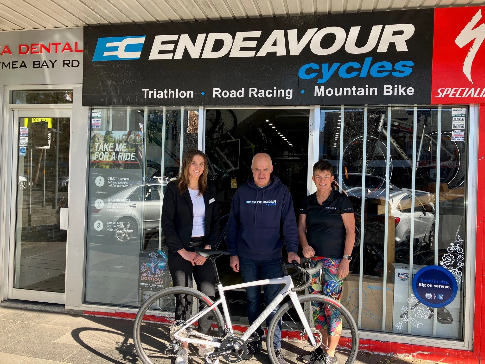 Cronulla RSL Triathlon Club Juniors Benefit from New Bikes and Uniforms