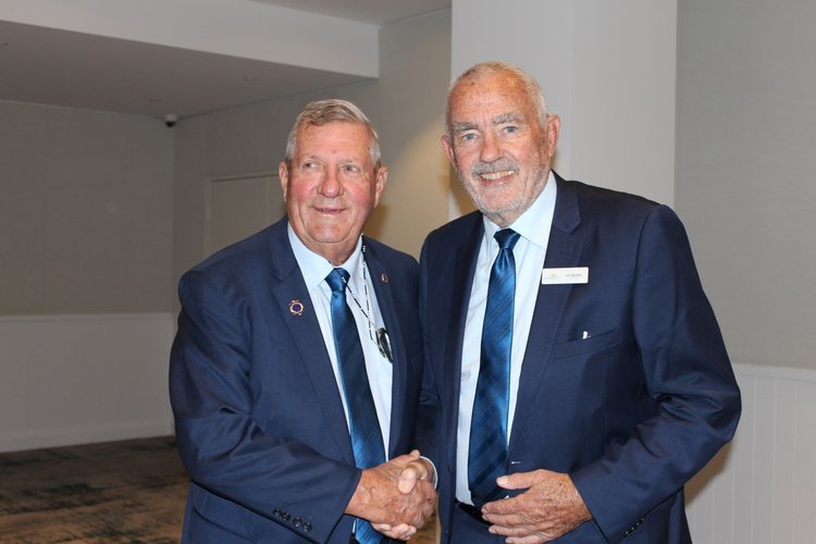 Gordon Williams Awarded Life Membership