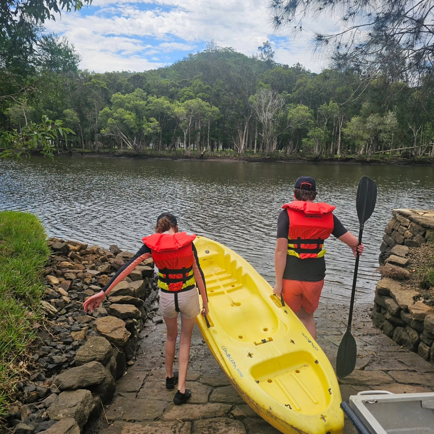 Summer holiday camps are off to a fun filled start. 

Time outdoors creates authentic reasons to connect and opportunities to collaborate as a team. 

#summercamps #wellness #teamworkmakesthedreamwork #connection